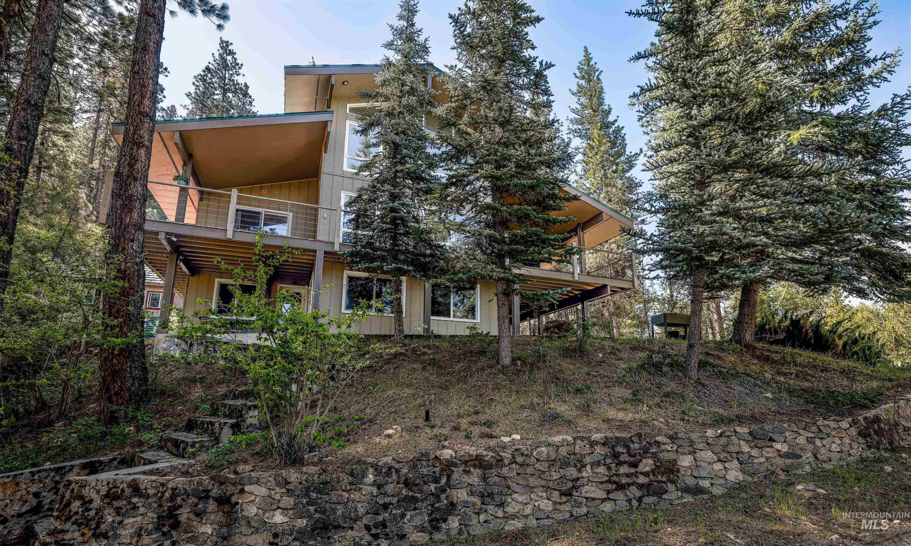 13 Brittany Lane, Garden Valley, Idaho 83622, 3 Bedrooms, 3.5 Bathrooms, Residential For Sale, Price $1,100,000, 98983827