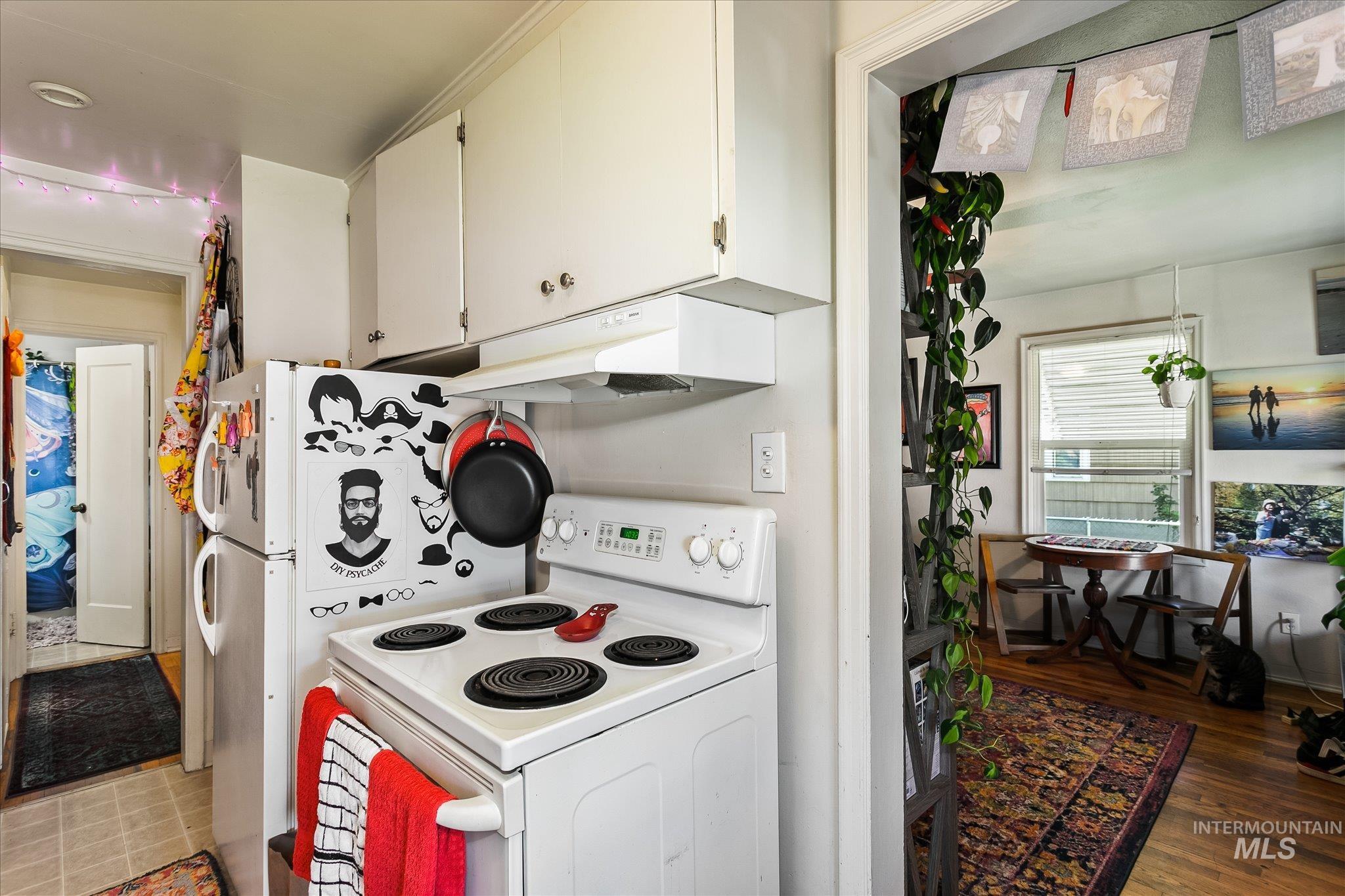 912 N 27th Street, Boise, Idaho 83702, 2 Bedrooms, 2 Bathrooms, Residential Income For Sale, Price $808,000,MLS 98983828