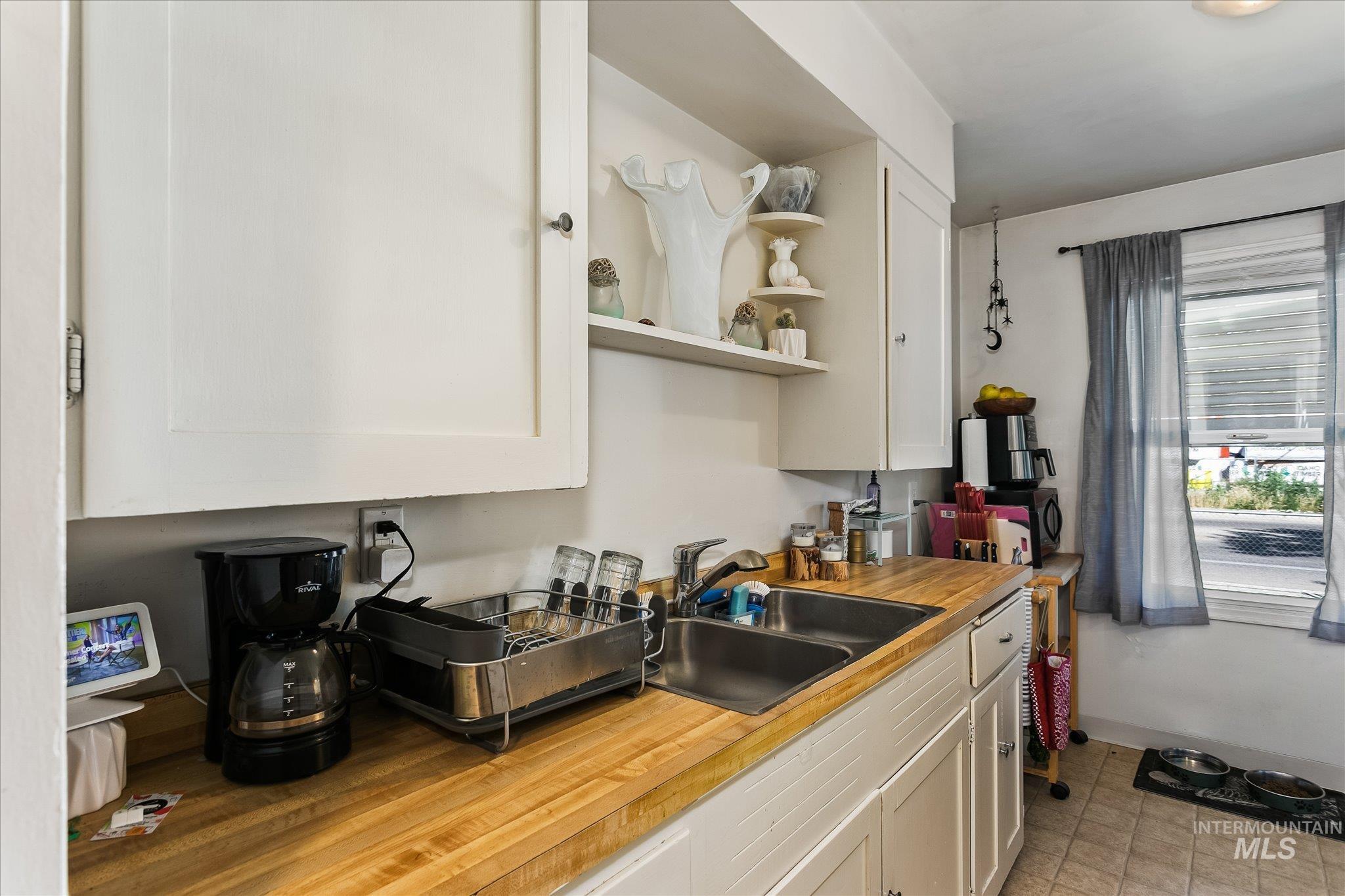 912 N 27th Street, Boise, Idaho 83702, 2 Bedrooms, 2 Bathrooms, Residential Income For Sale, Price $808,000,MLS 98983828