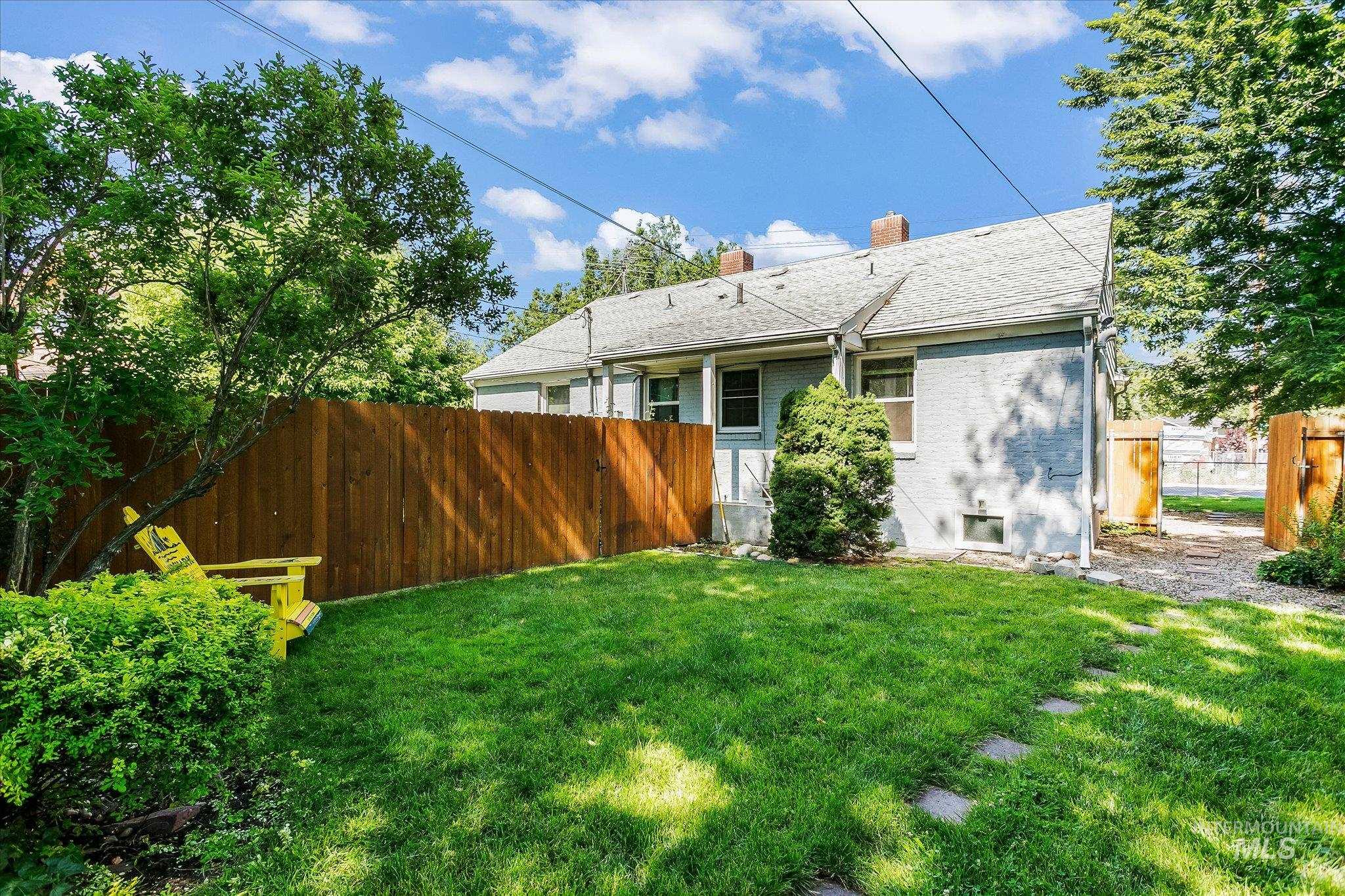 912 N 27th Street, Boise, Idaho 83702, 2 Bedrooms, 2 Bathrooms, Residential Income For Sale, Price $808,000,MLS 98983828