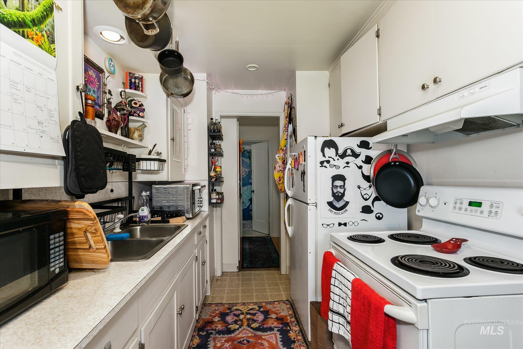 912 N 27th Street, Boise, Idaho 83702, 2 Bedrooms, 2 Bathrooms, Residential Income For Sale, Price $808,000,MLS 98983828