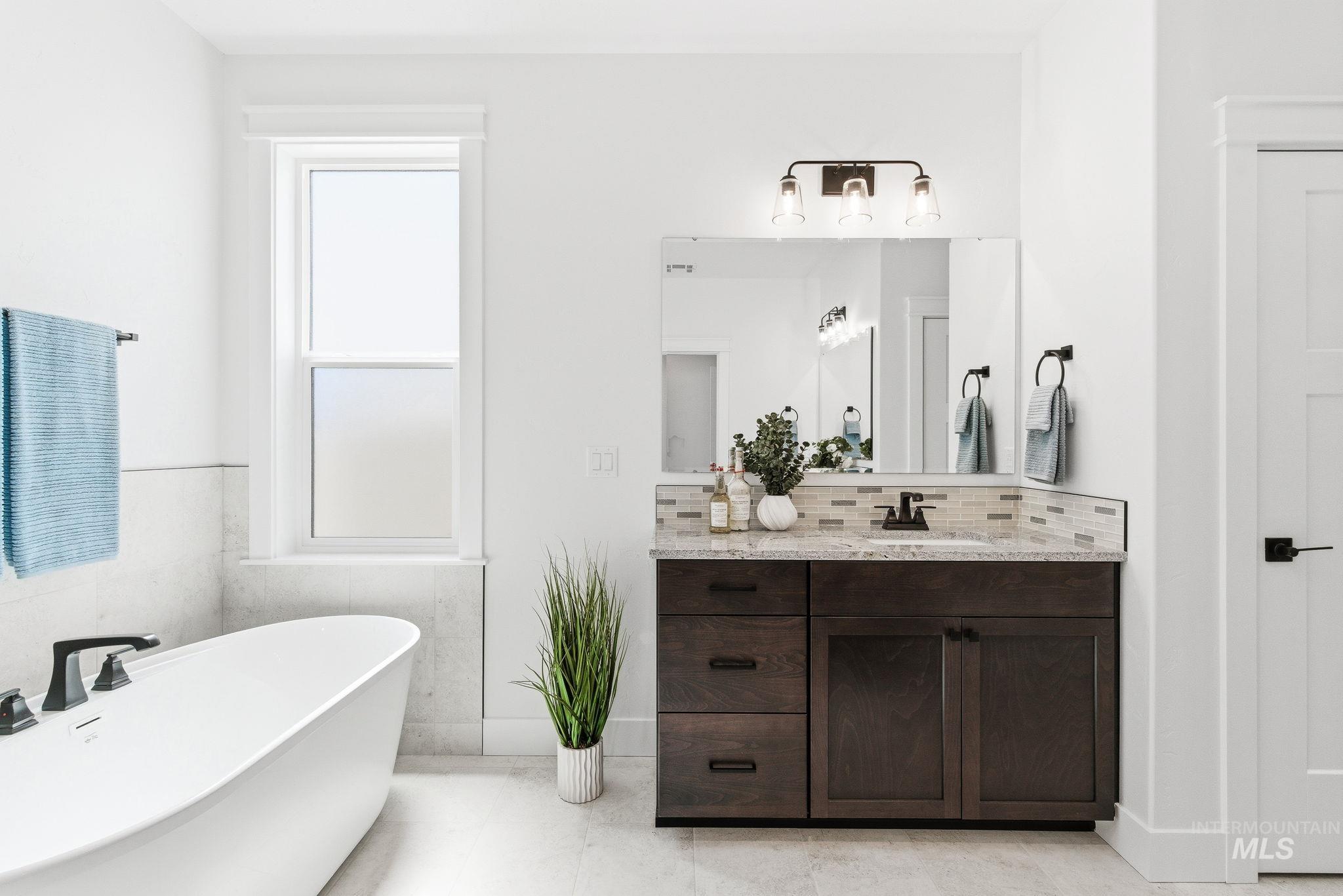 5764 N BACKFIRE WAY, Meridian, Idaho 83646, 4 Bedrooms, 3 Bathrooms, Residential For Sale, Price $665,000, 98983832