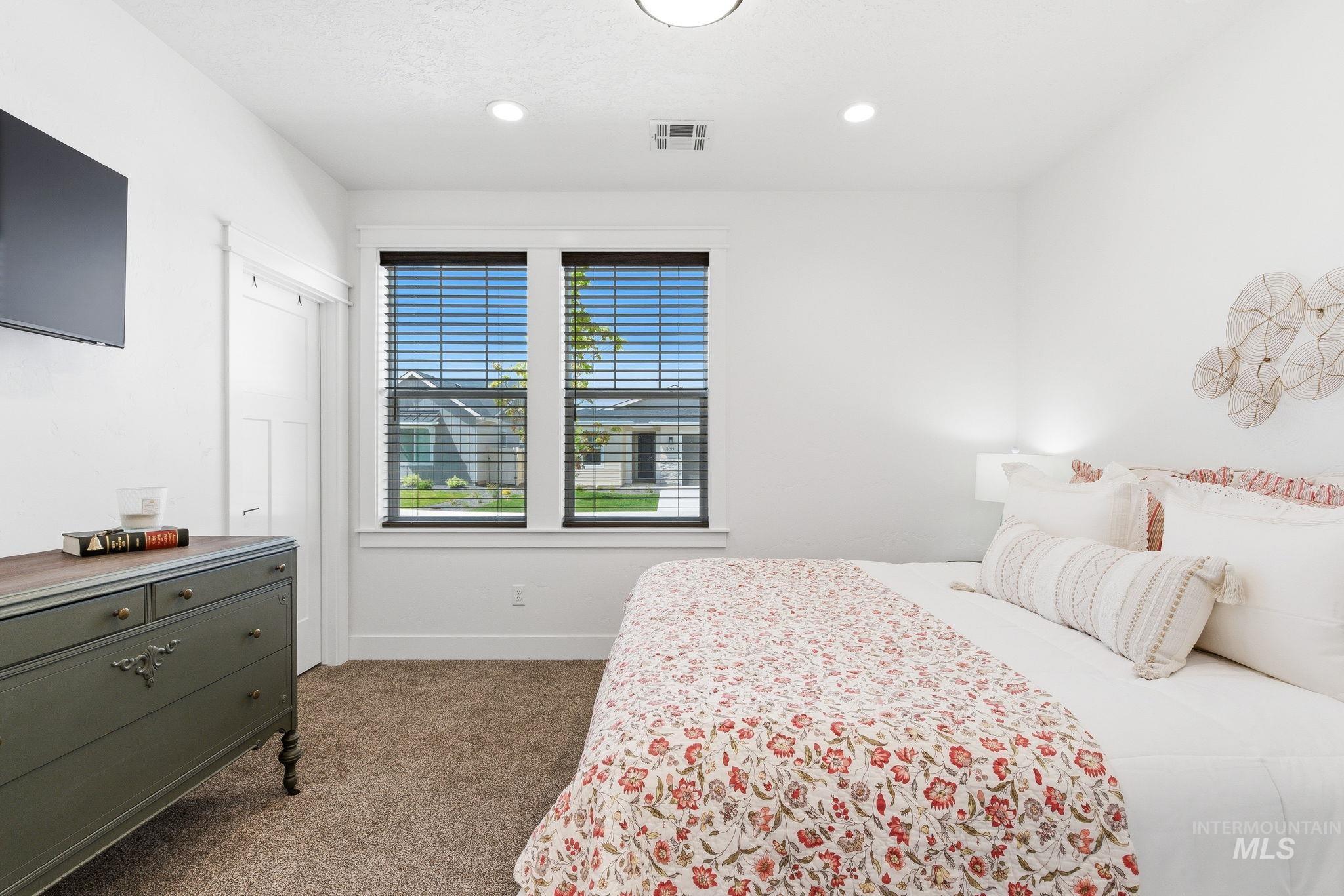 5764 N BACKFIRE WAY, Meridian, Idaho 83646, 4 Bedrooms, 3 Bathrooms, Residential For Sale, Price $665,000, 98983832