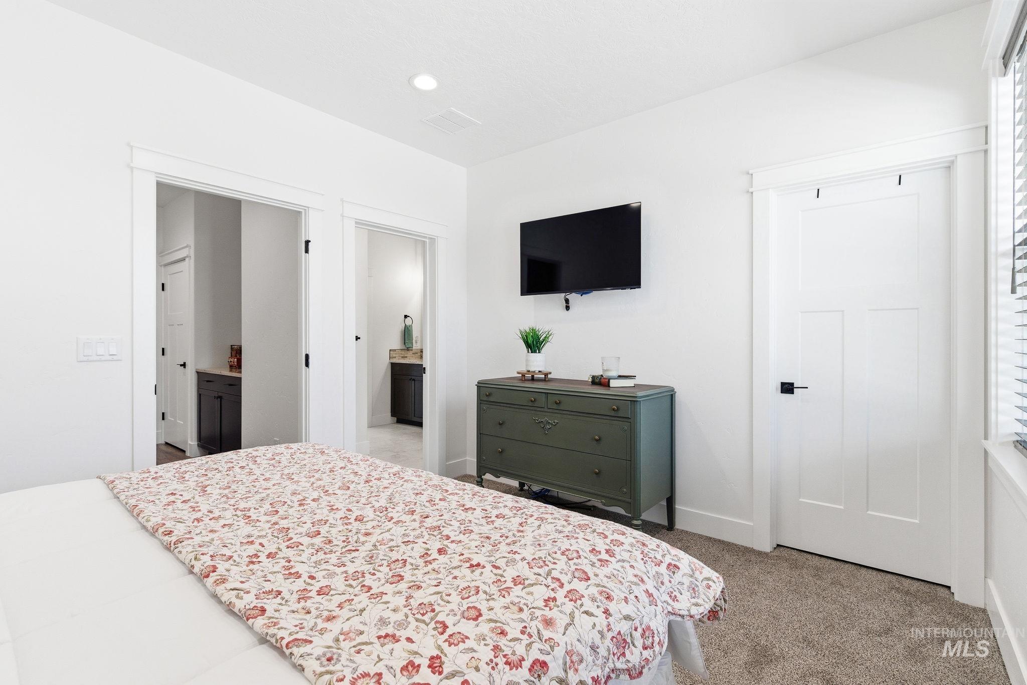 5764 N BACKFIRE WAY, Meridian, Idaho 83646, 4 Bedrooms, 3 Bathrooms, Residential For Sale, Price $665,000, 98983832