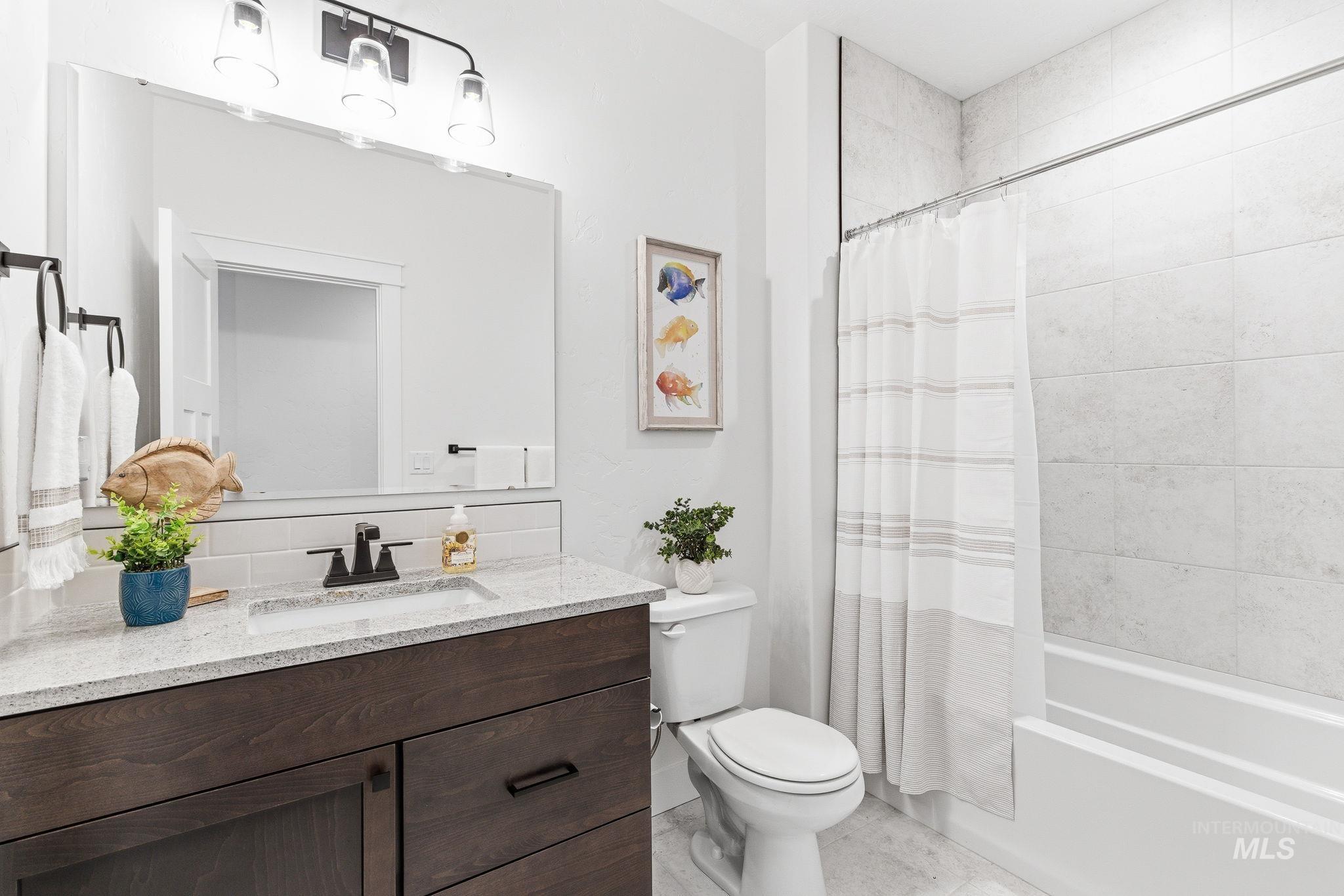 5764 N BACKFIRE WAY, Meridian, Idaho 83646, 4 Bedrooms, 3 Bathrooms, Residential For Sale, Price $665,000, 98983832