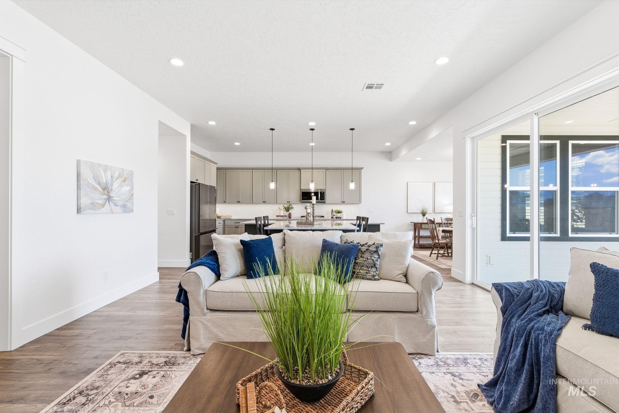 5764 N BACKFIRE WAY, Meridian, Idaho 83646, 4 Bedrooms, 3 Bathrooms, Residential For Sale, Price $665,000, 98983832