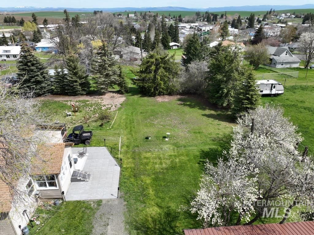 910 2nd Ave, Nezperce, Idaho 83543, 3 Bedrooms, 1 Bathroom, Residential For Sale, Price $220,000, 98983836