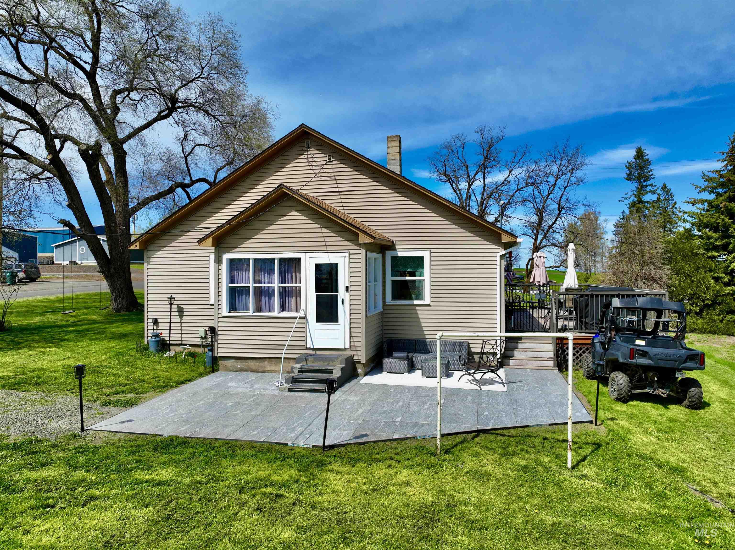 910 2nd Ave, Nezperce, Idaho 83543, 3 Bedrooms, 1 Bathroom, Residential For Sale, Price $220,000, 98983836