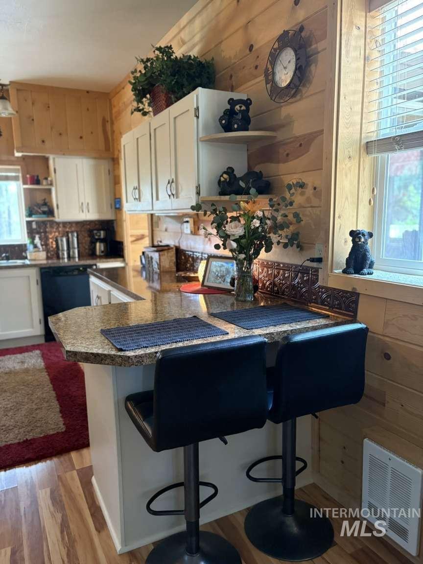 545 Blaine Way, Placerville, Idaho 83666, 2 Bedrooms, 1 Bathroom, Residential For Sale, Price $410,000, 98983838