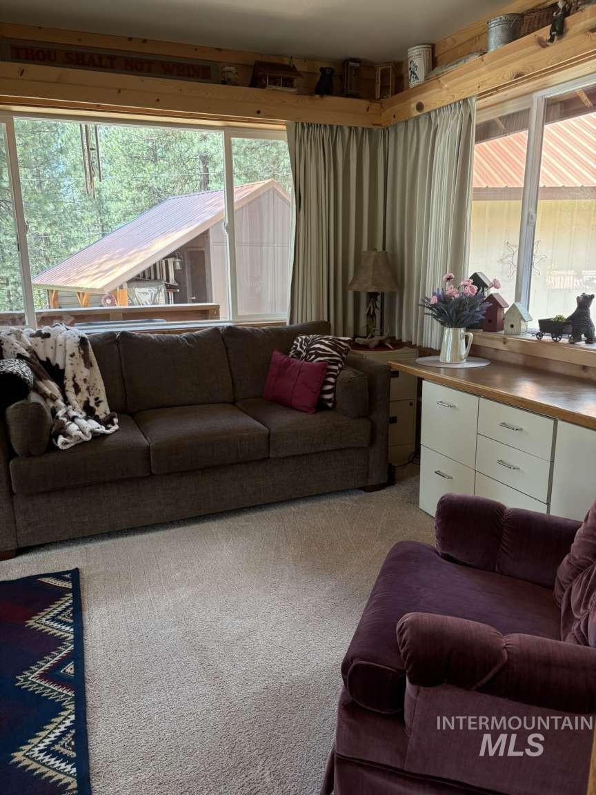 545 Blaine Way, Placerville, Idaho 83666, 2 Bedrooms, 1 Bathroom, Residential For Sale, Price $410,000, 98983838