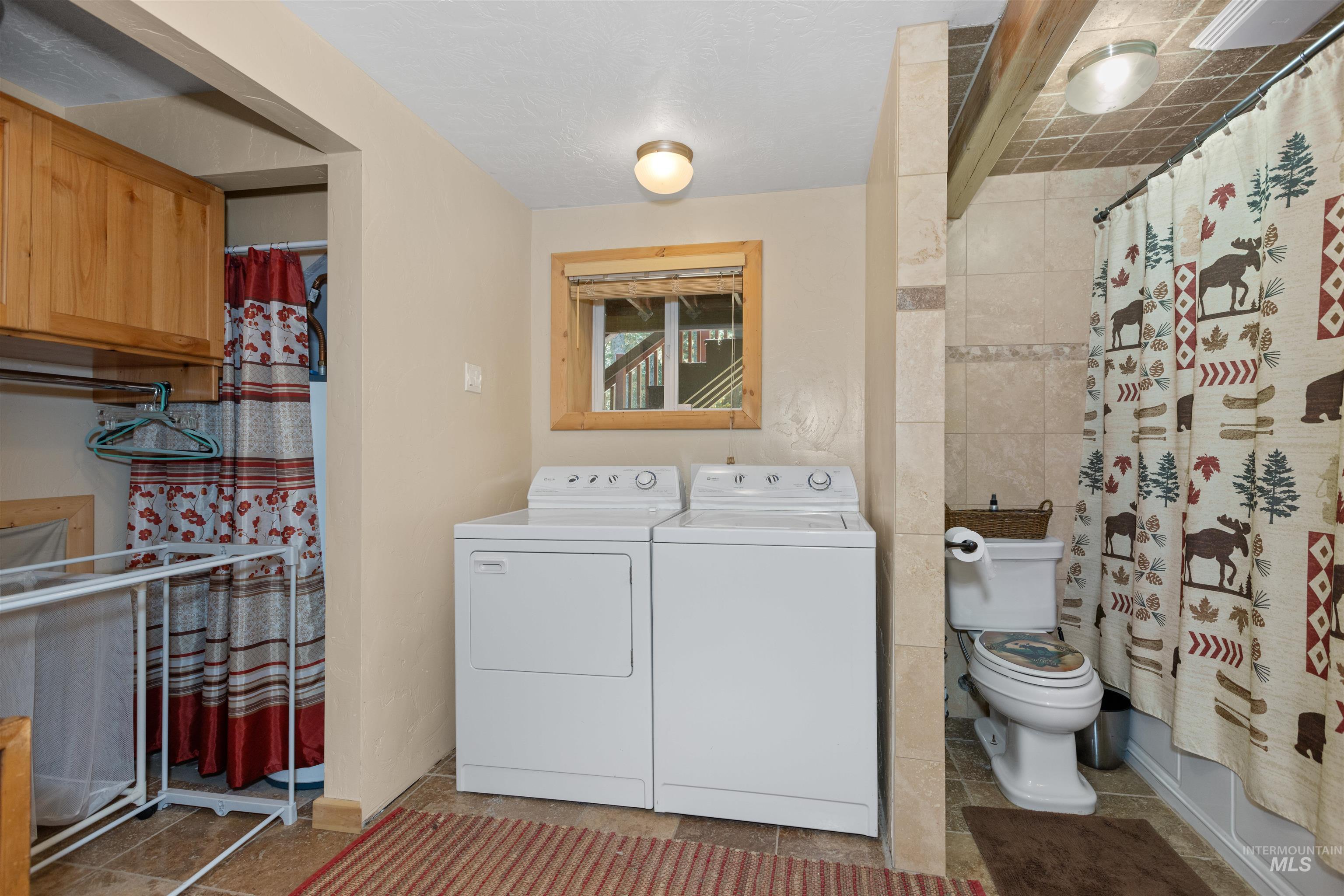 1 Miller Ln, Cascade, Idaho 83611-1500, 3 Bedrooms, 2 Bathrooms, Residential For Sale, Price $849,900, 98983841