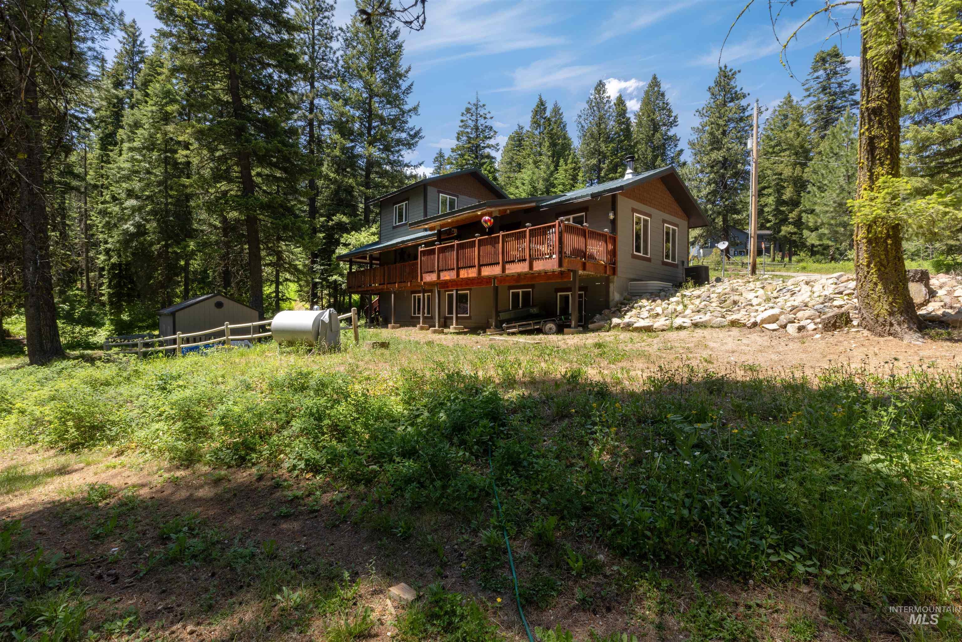 1 Miller Ln, Cascade, Idaho 83611-1500, 3 Bedrooms, 2 Bathrooms, Residential For Sale, Price $849,900, 98983841