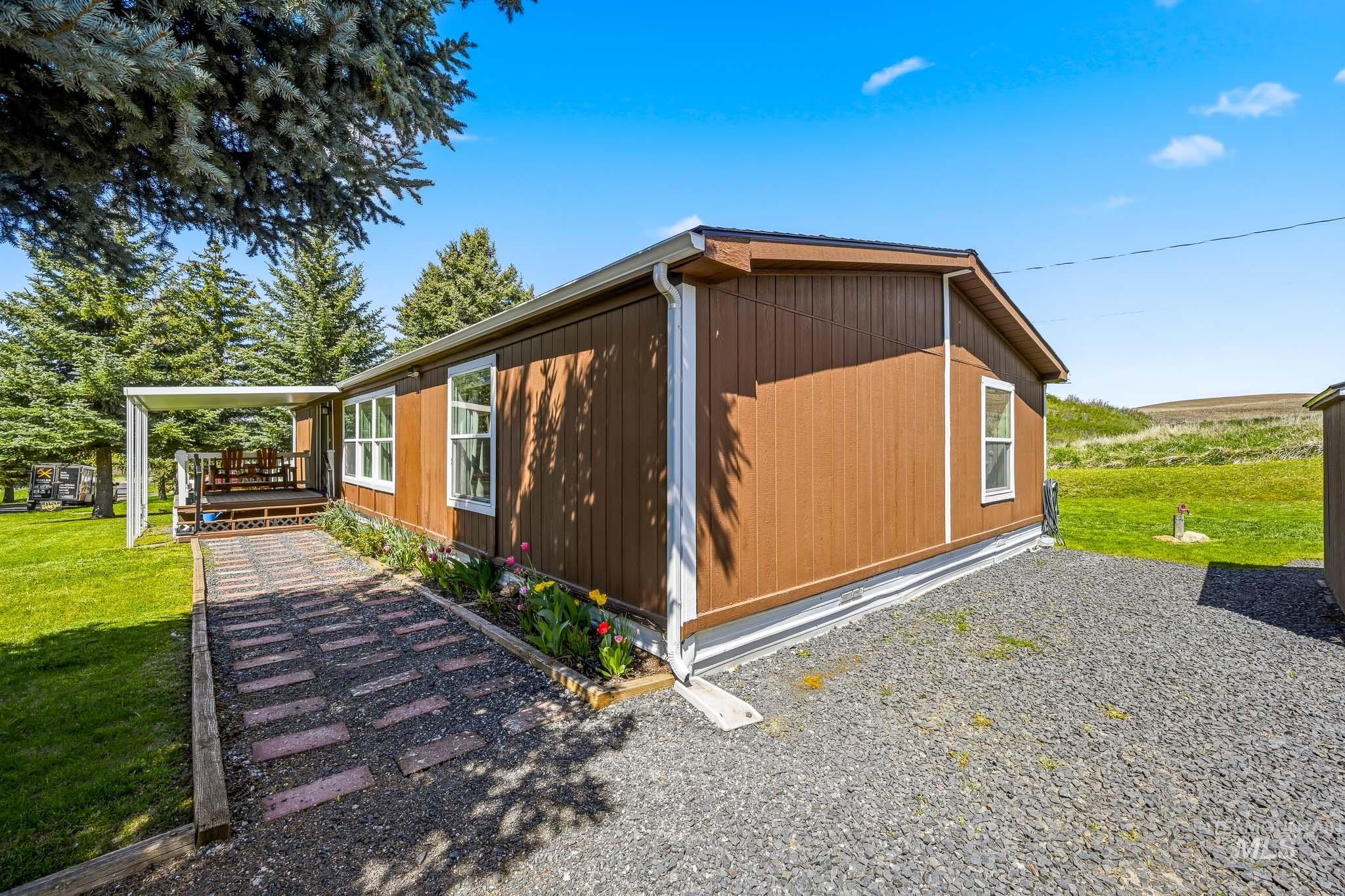 1020 Eid Rd #6, Moscow, Idaho 83843, 3 Bedrooms, 2 Bathrooms, Residential For Sale, Price $135,000,MLS 98983843