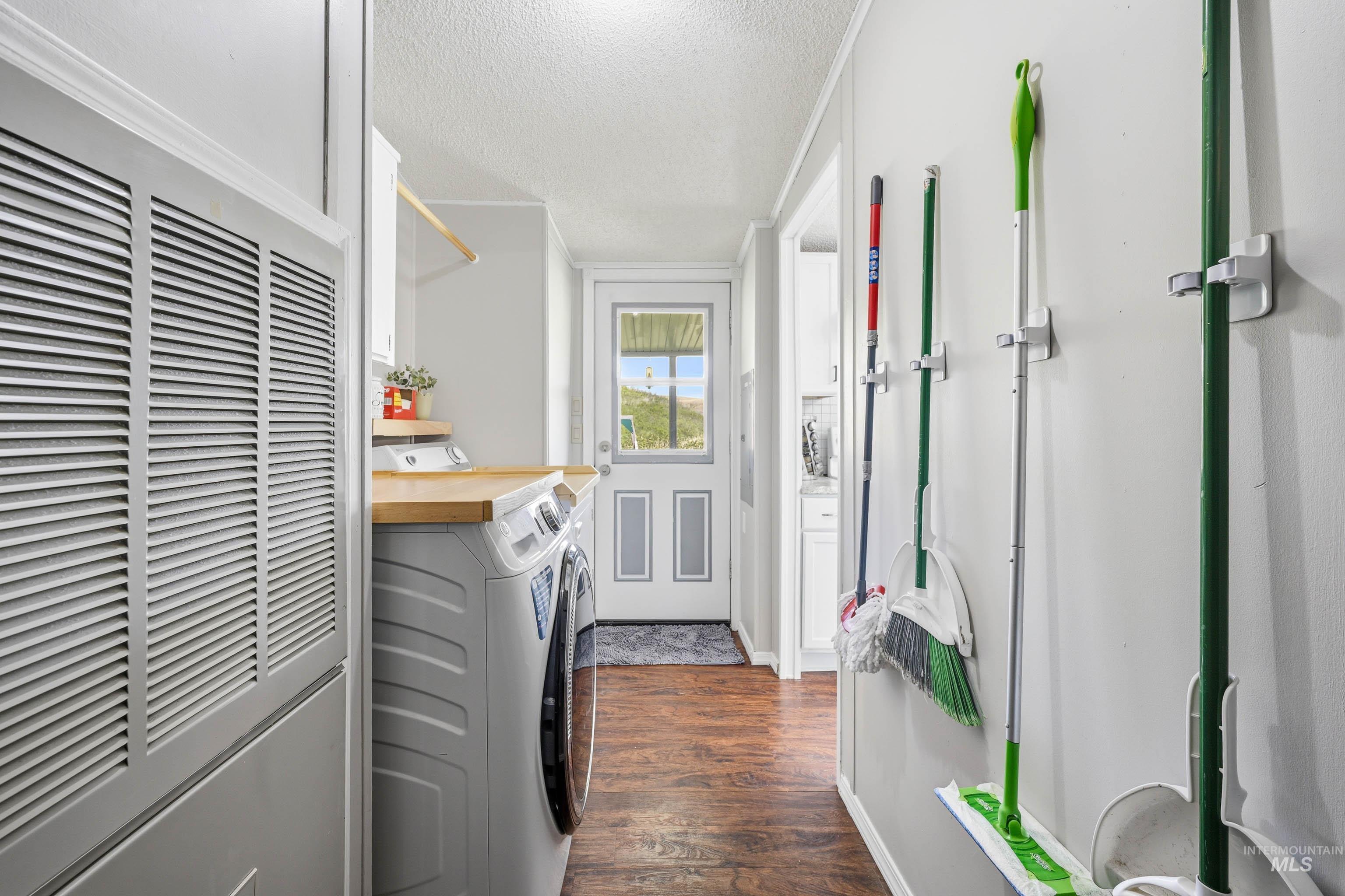 1020 Eid Rd #6, Moscow, Idaho 83843, 3 Bedrooms, 2 Bathrooms, Residential For Sale, Price $135,000,MLS 98983843