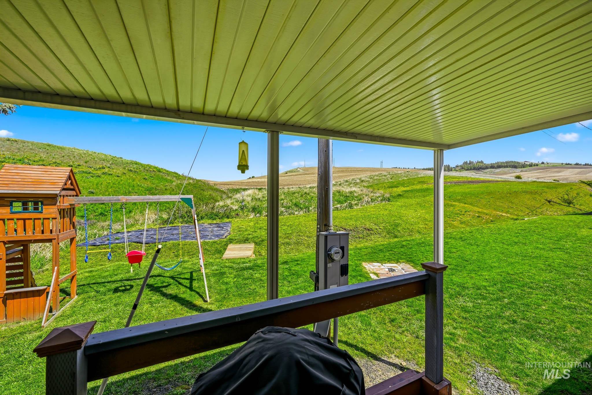 1020 Eid Rd #6, Moscow, Idaho 83843, 3 Bedrooms, 2 Bathrooms, Residential For Sale, Price $135,000,MLS 98983843