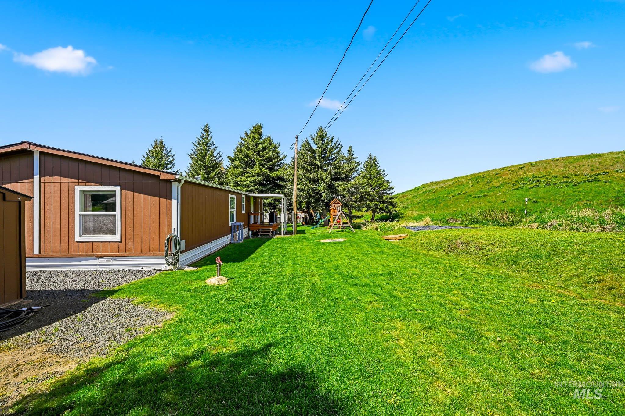 1020 Eid Rd #6, Moscow, Idaho 83843, 3 Bedrooms, 2 Bathrooms, Residential For Sale, Price $135,000,MLS 98983843