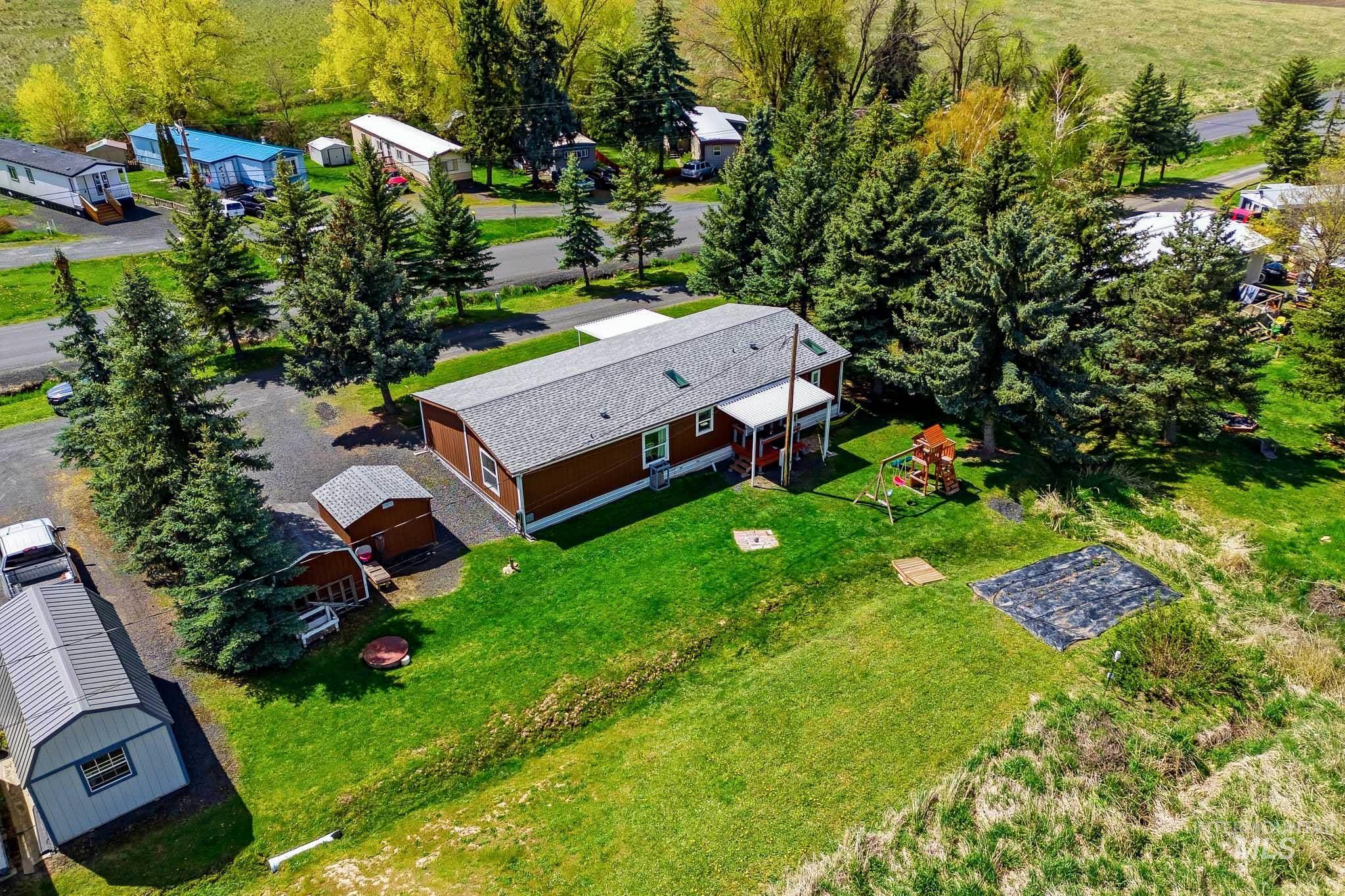 1020 Eid Rd #6, Moscow, Idaho 83843, 3 Bedrooms, 2 Bathrooms, Residential For Sale, Price $135,000,MLS 98983843