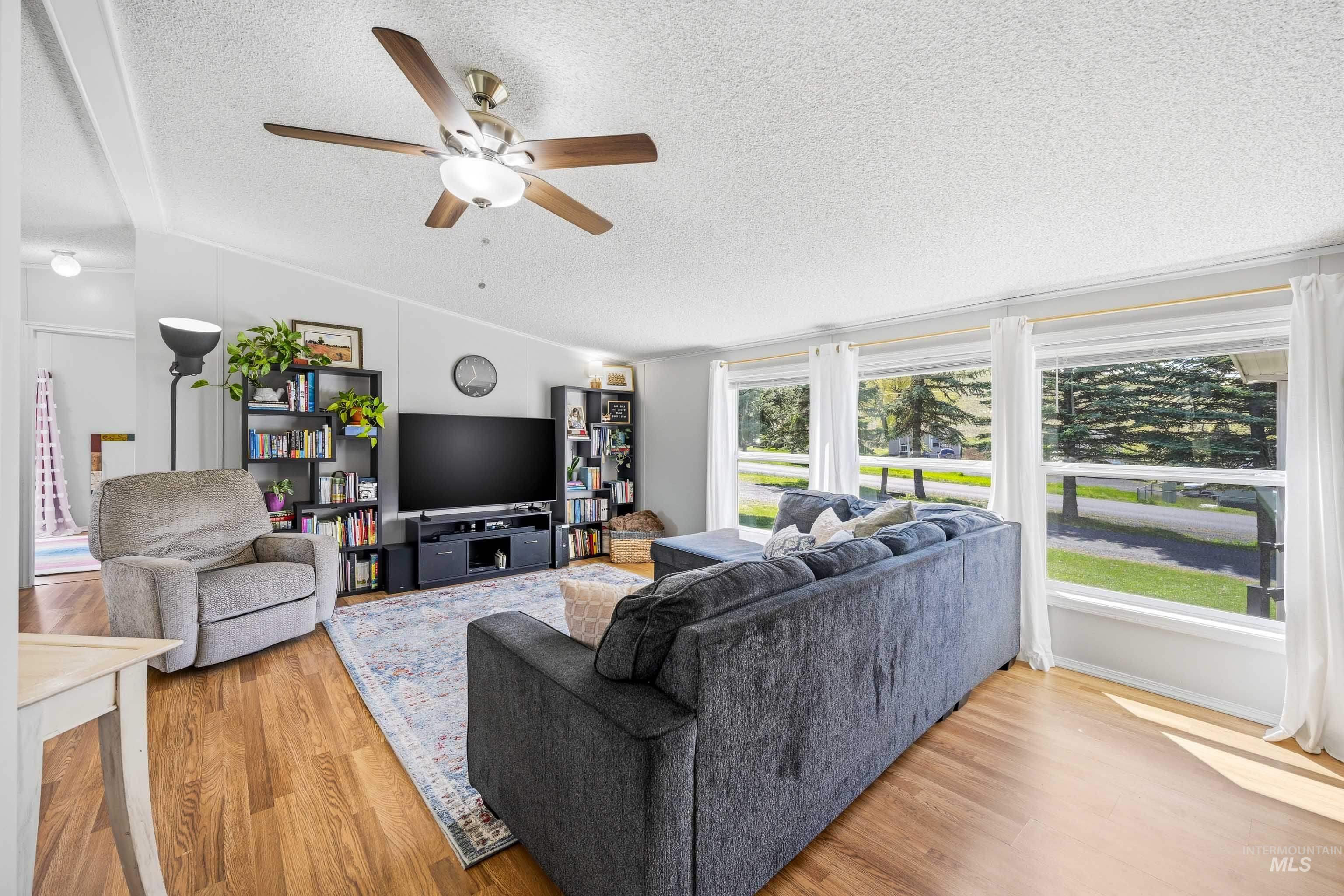 1020 Eid Rd #6, Moscow, Idaho 83843, 3 Bedrooms, 2 Bathrooms, Residential For Sale, Price $135,000,MLS 98983843