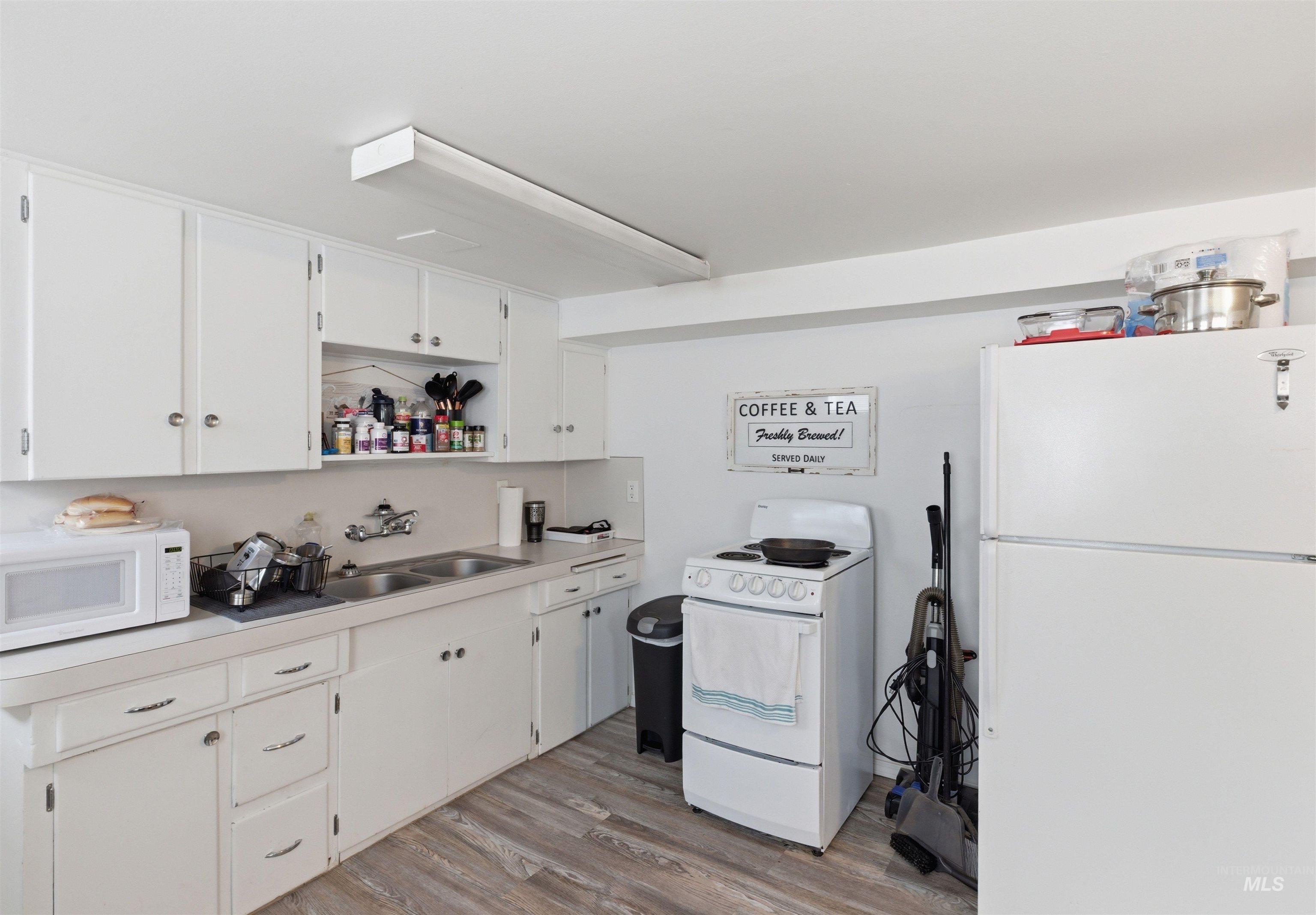 722 3rd St, Lewiston, Idaho 83501, 2 Bedrooms, 1 Bathroom, Residential Income For Sale, Price $485,000,MLS 98983845