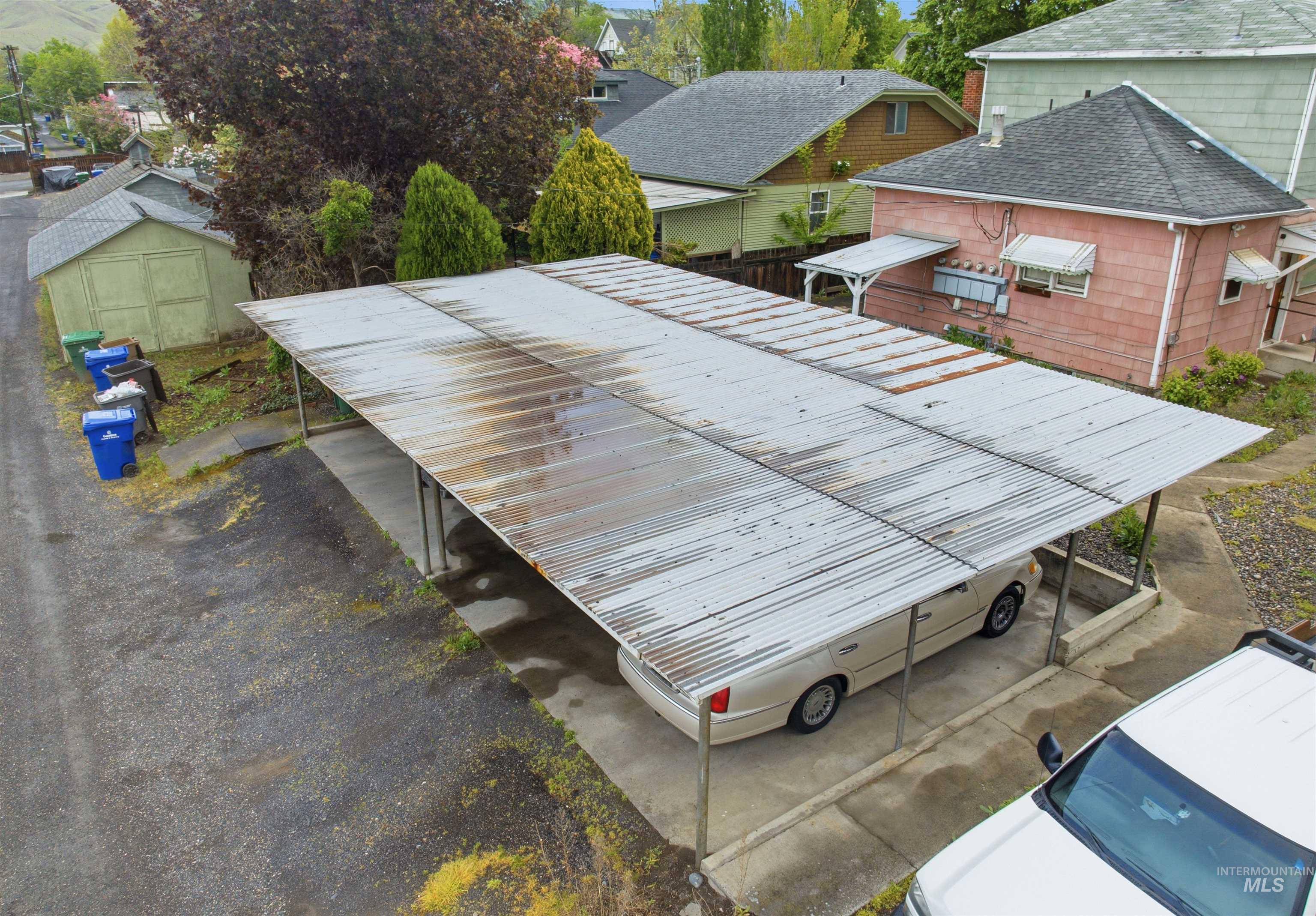 722 3rd St, Lewiston, Idaho 83501, 2 Bedrooms, 1 Bathroom, Residential Income For Sale, Price $485,000,MLS 98983845