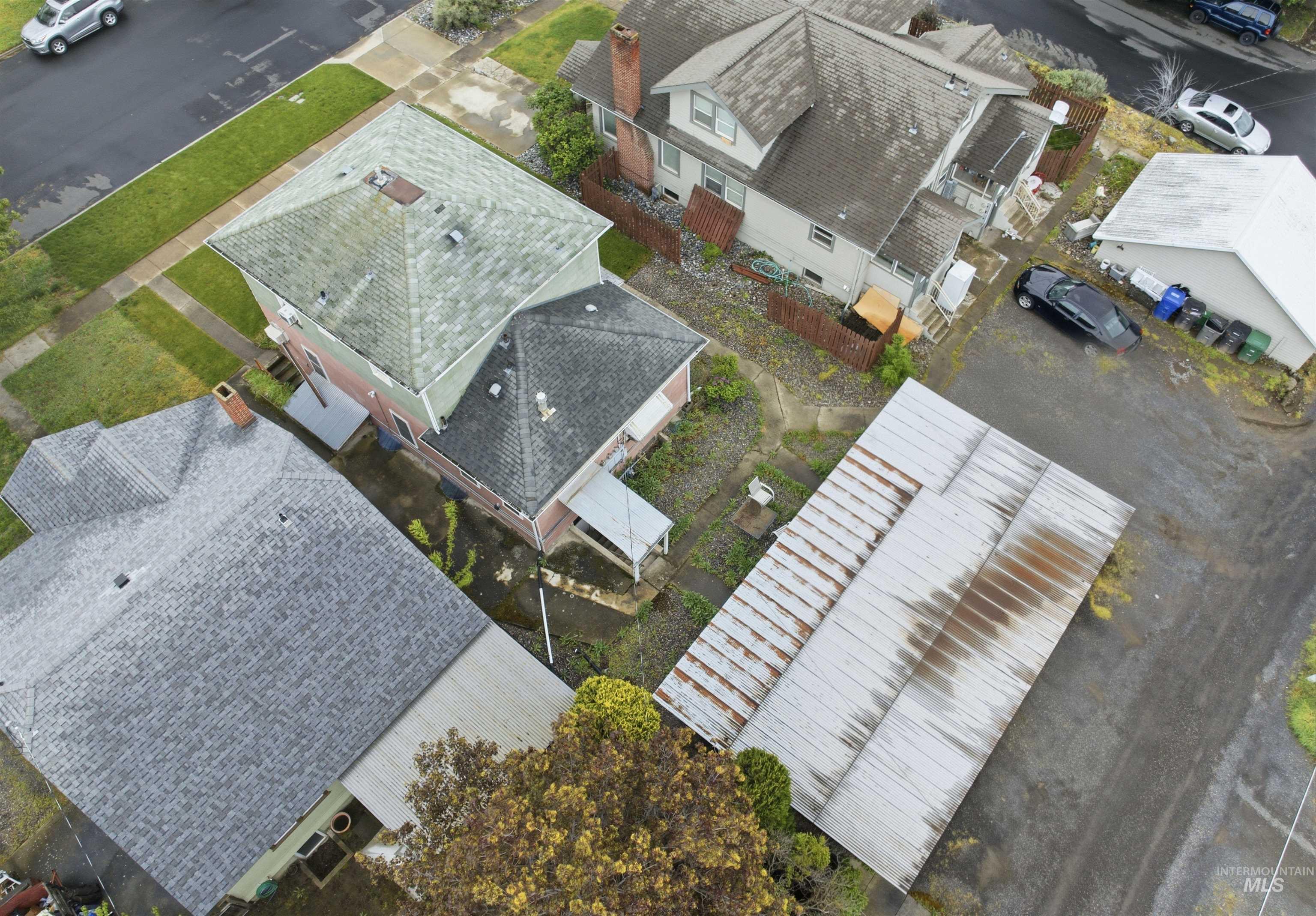 722 3rd St, Lewiston, Idaho 83501, 2 Bedrooms, 1 Bathroom, Residential Income For Sale, Price $485,000,MLS 98983845