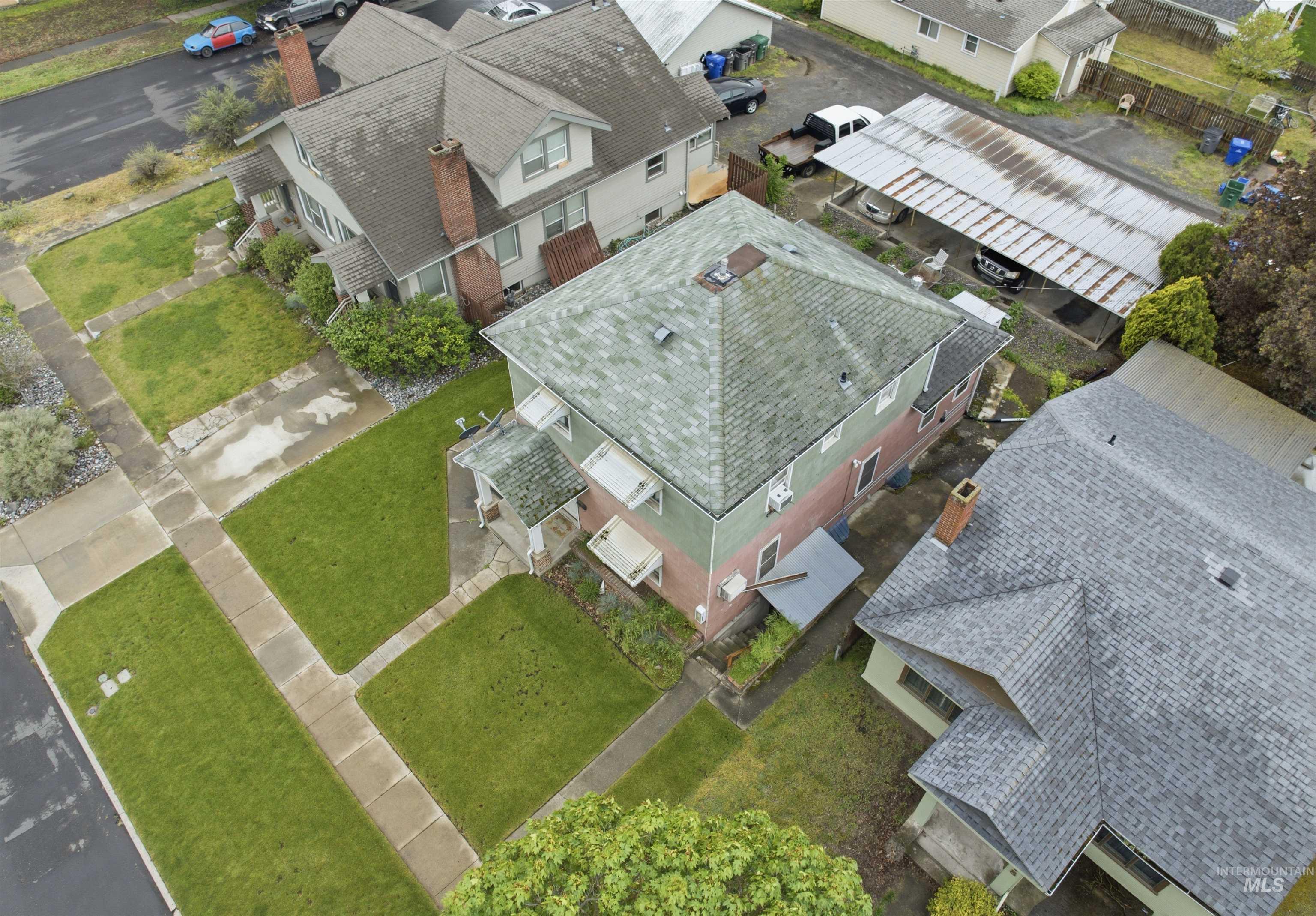 722 3rd St, Lewiston, Idaho 83501, 2 Bedrooms, 1 Bathroom, Residential Income For Sale, Price $485,000,MLS 98983845