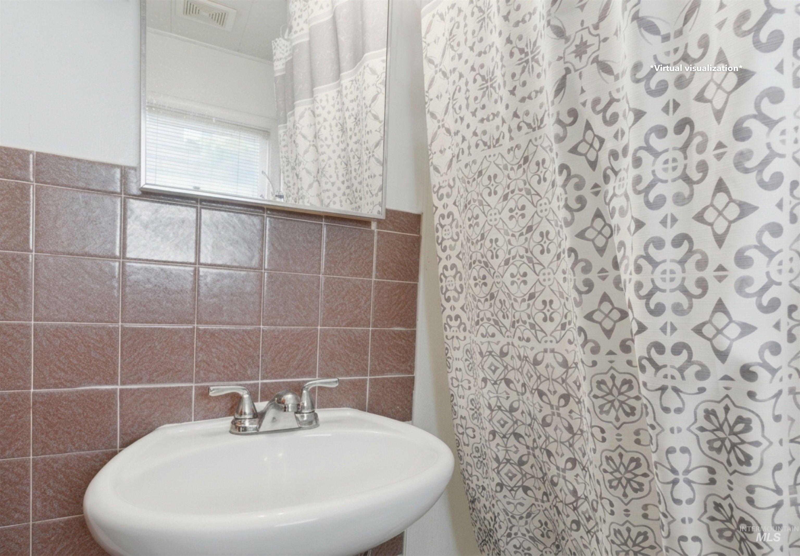 722 3rd St, Lewiston, Idaho 83501, 2 Bedrooms, 1 Bathroom, Residential Income For Sale, Price $485,000,MLS 98983845