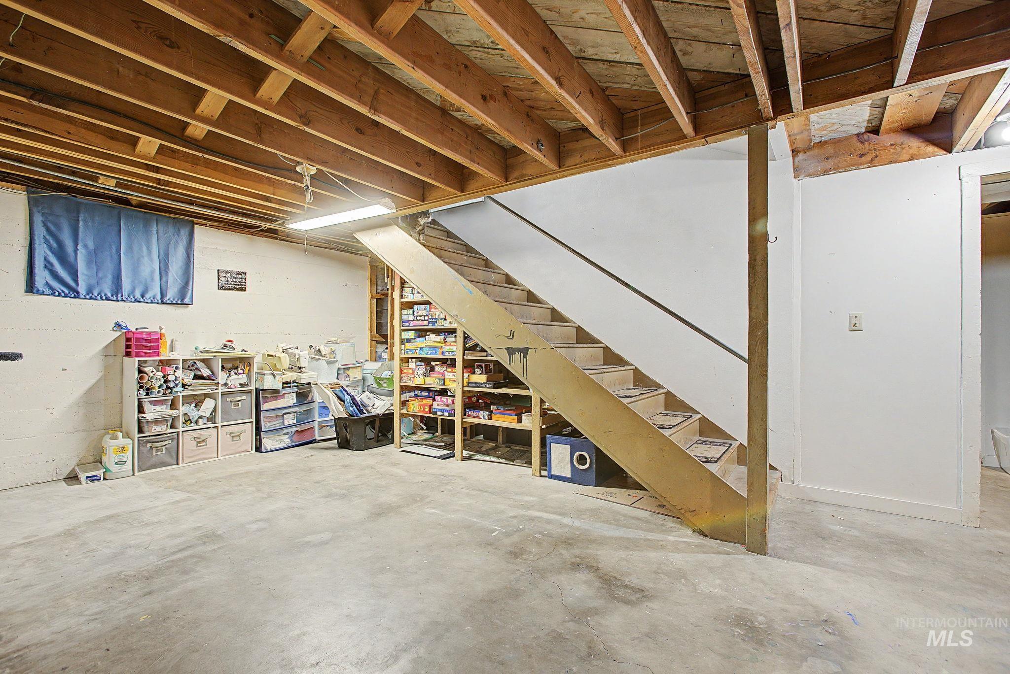 2325 8th Avenue, Lewiston, Idaho 83501, 3 Bedrooms, 1.5 Bathrooms, Residential For Sale, Price $325,000, 98983848