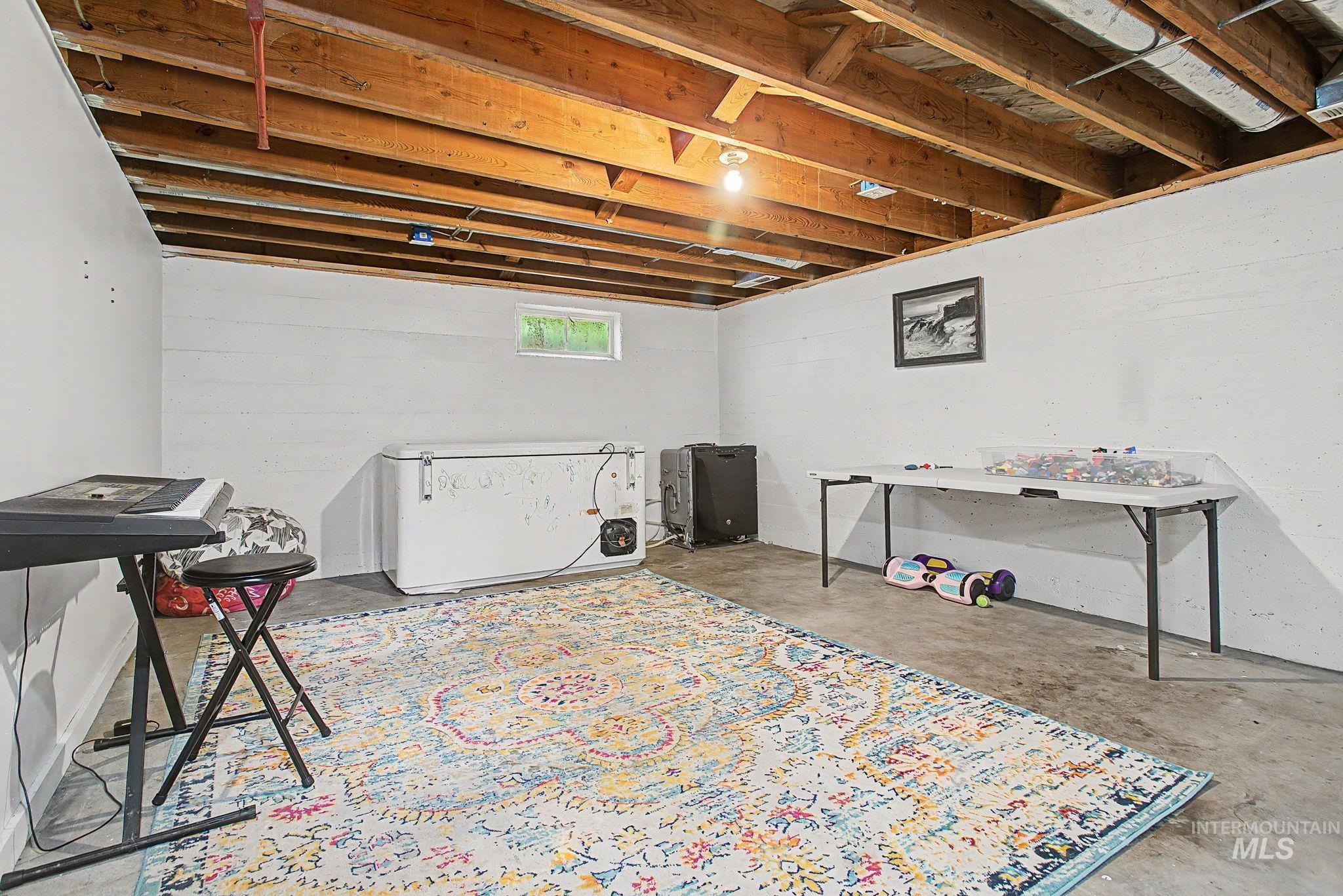 2325 8th Avenue, Lewiston, Idaho 83501, 3 Bedrooms, 1.5 Bathrooms, Residential For Sale, Price $325,000, 98983848