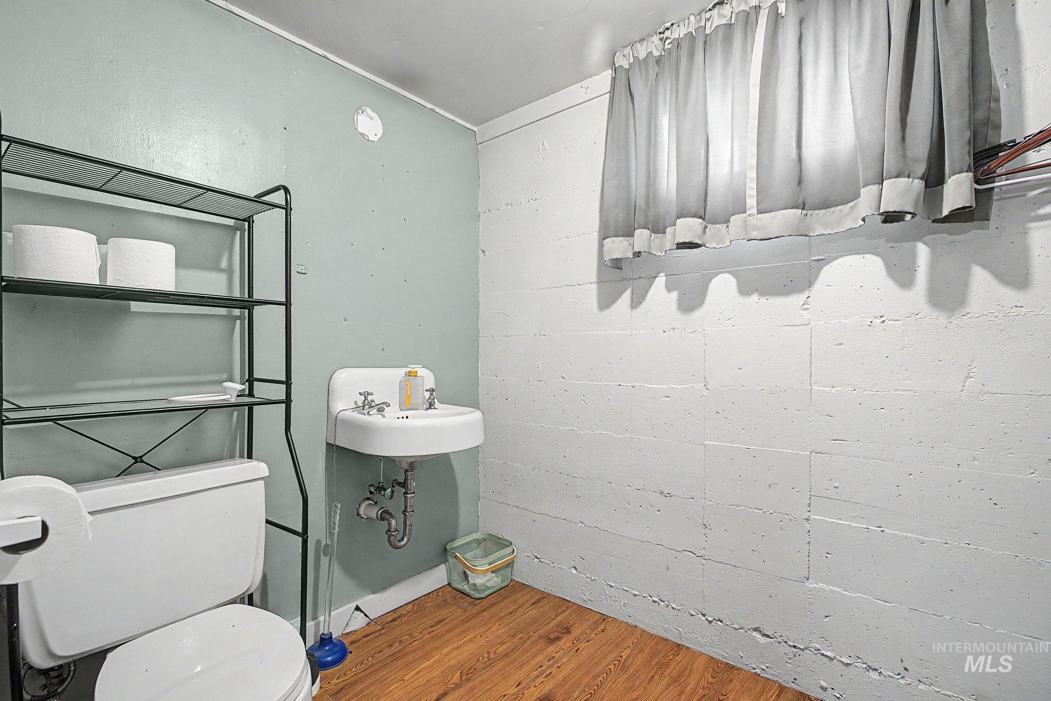 2325 8th Avenue, Lewiston, Idaho 83501, 3 Bedrooms, 1.5 Bathrooms, Residential For Sale, Price $325,000, 98983848