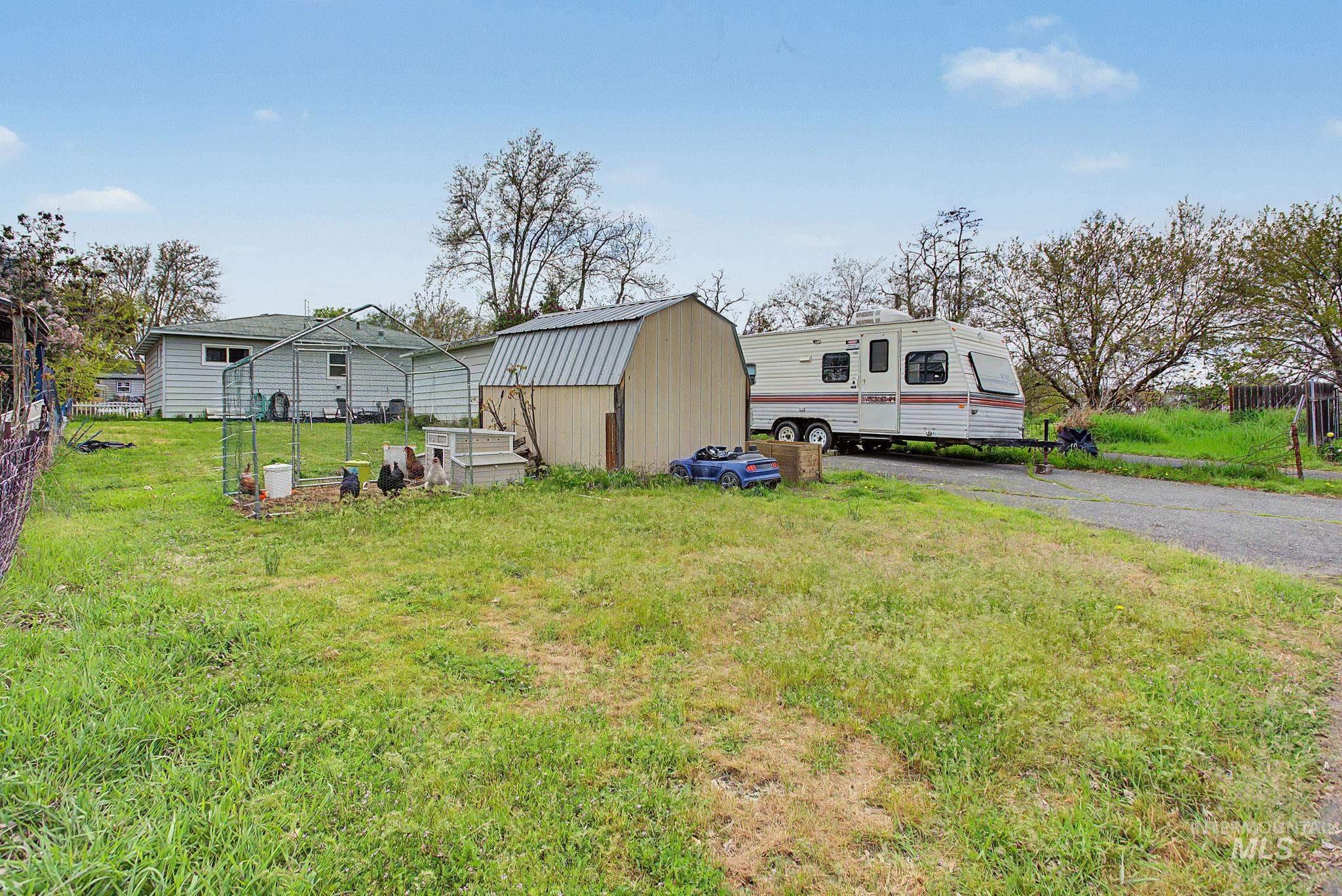 2325 8th Avenue, Lewiston, Idaho 83501, 3 Bedrooms, 1.5 Bathrooms, Residential For Sale, Price $325,000, 98983848