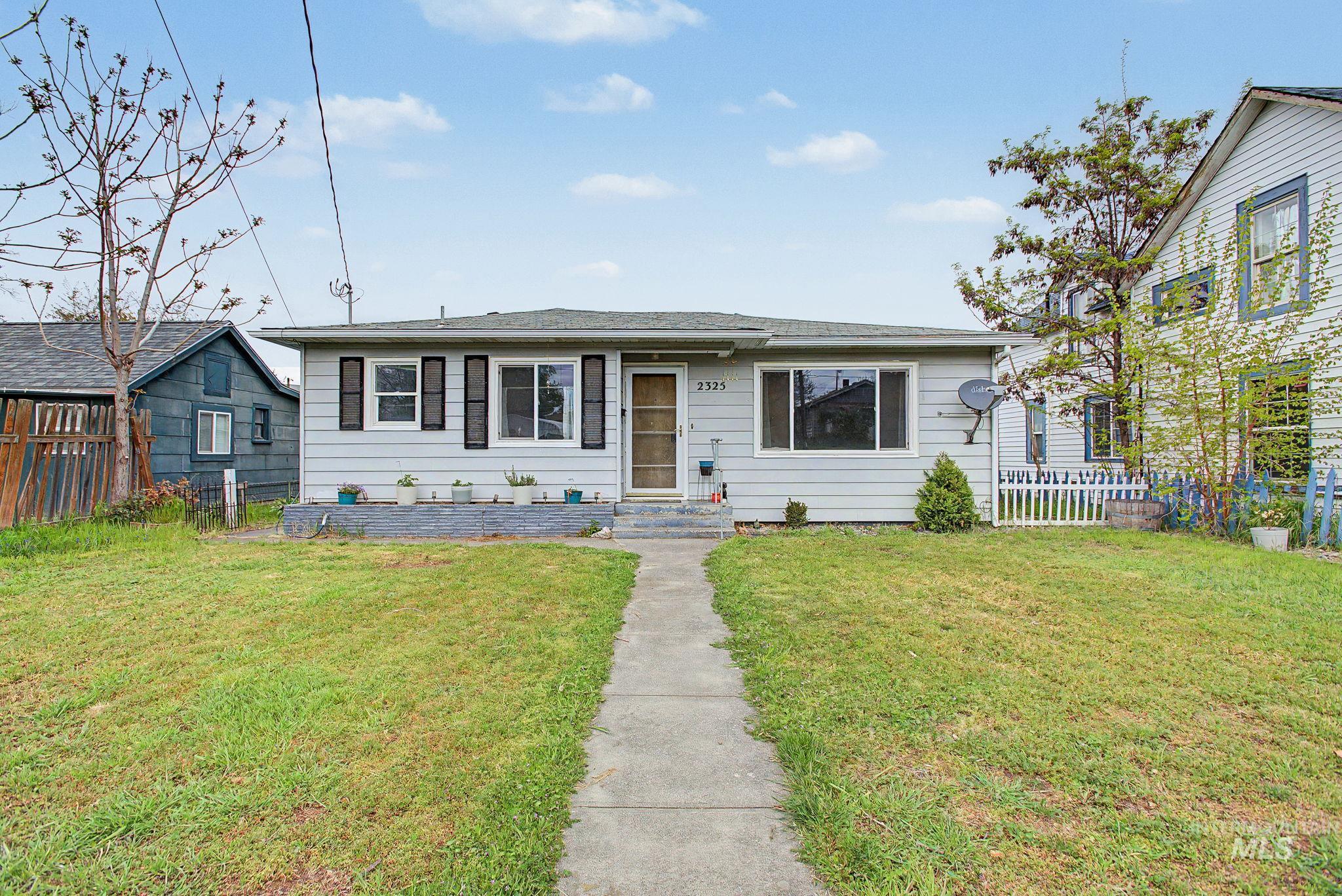 2325 8th Avenue, Lewiston, Idaho 83501, 3 Bedrooms, 1.5 Bathrooms, Residential For Sale, Price $325,000, 98983848