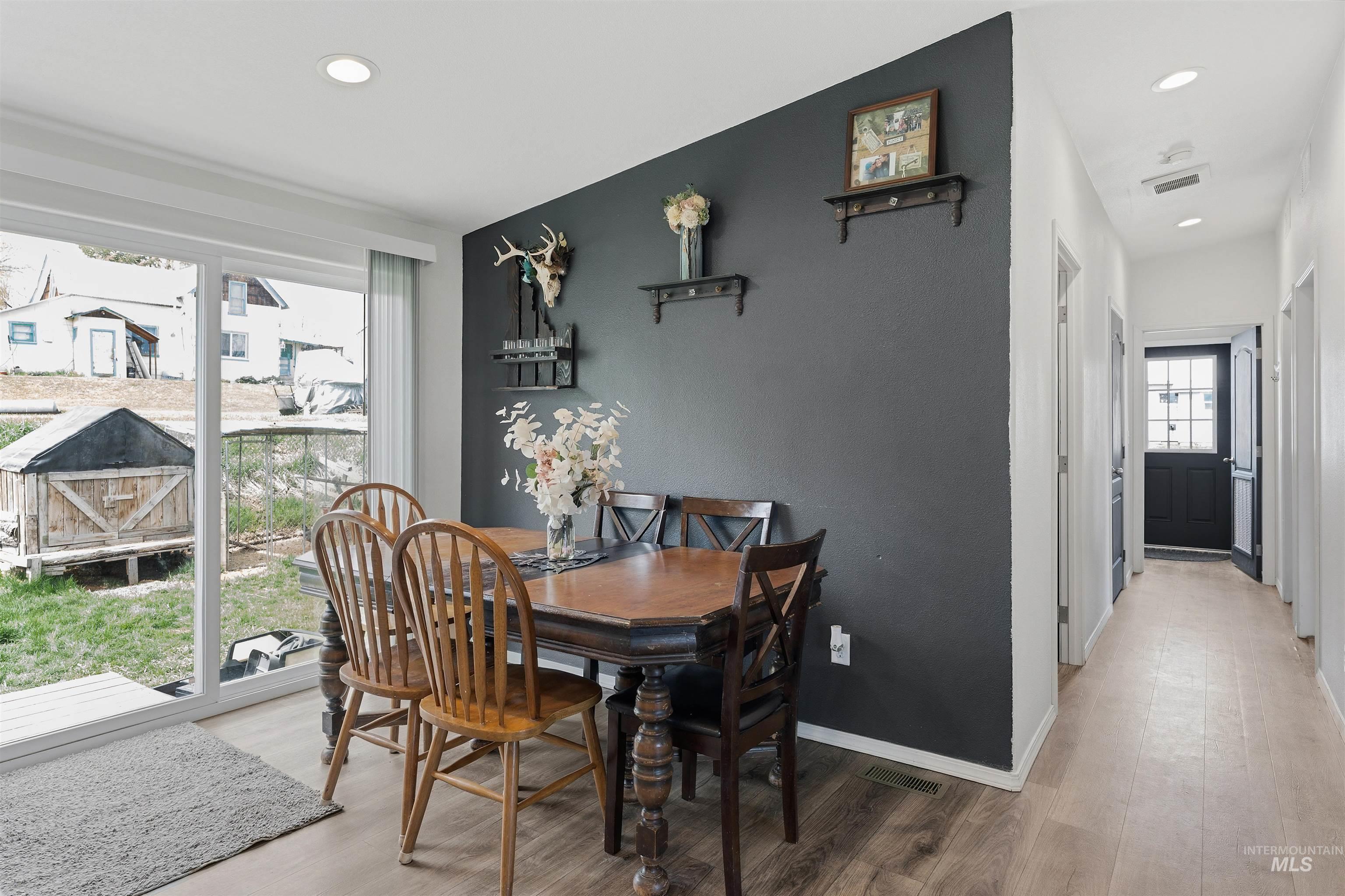 302 3rd Ave, Craigmont, Idaho 83523, 3 Bedrooms, 2 Bathrooms, Residential For Sale, Price $295,000, 98983850