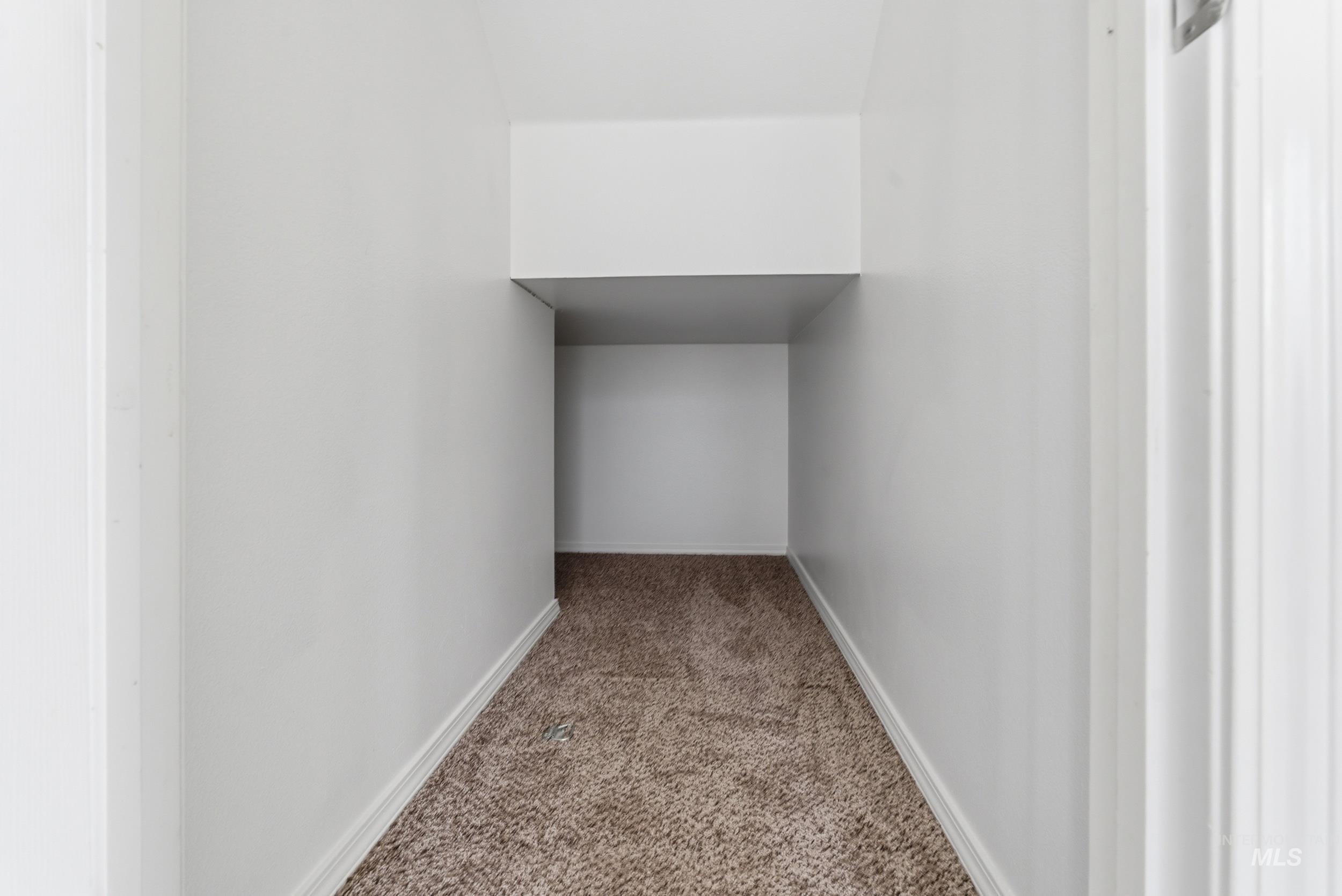 2200 W Lake Pointe Ct., Nampa, Idaho 83651, 4 Bedrooms, 3.5 Bathrooms, Residential For Sale, Price $429,900, 98983853