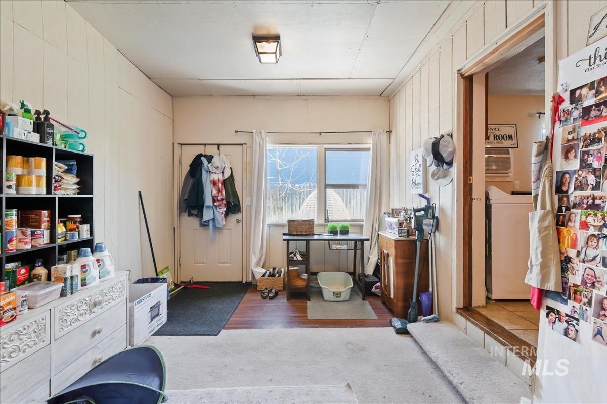 1320 S Holly, Nampa, Idaho 83686, 3 Bedrooms, 1.5 Bathrooms, Residential Income For Sale, Price $449,900,MLS 98983854