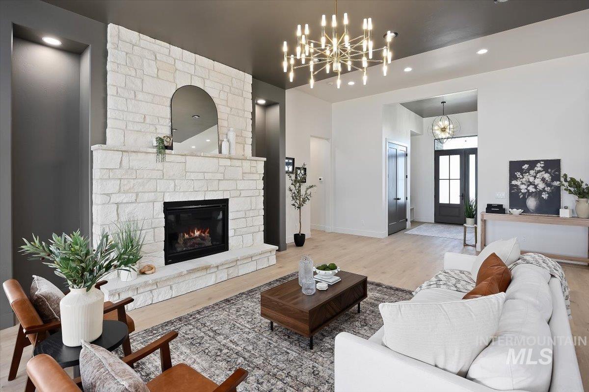 4244 N 2734 E, Twin Falls, Idaho 83301, 5 Bedrooms, 5 Bathrooms, Residential For Sale, Price $1,040,000, 98983855