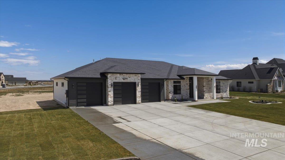 4244 N 2734 E, Twin Falls, Idaho 83301, 5 Bedrooms, 5 Bathrooms, Residential For Sale, Price $1,040,000, 98983855
