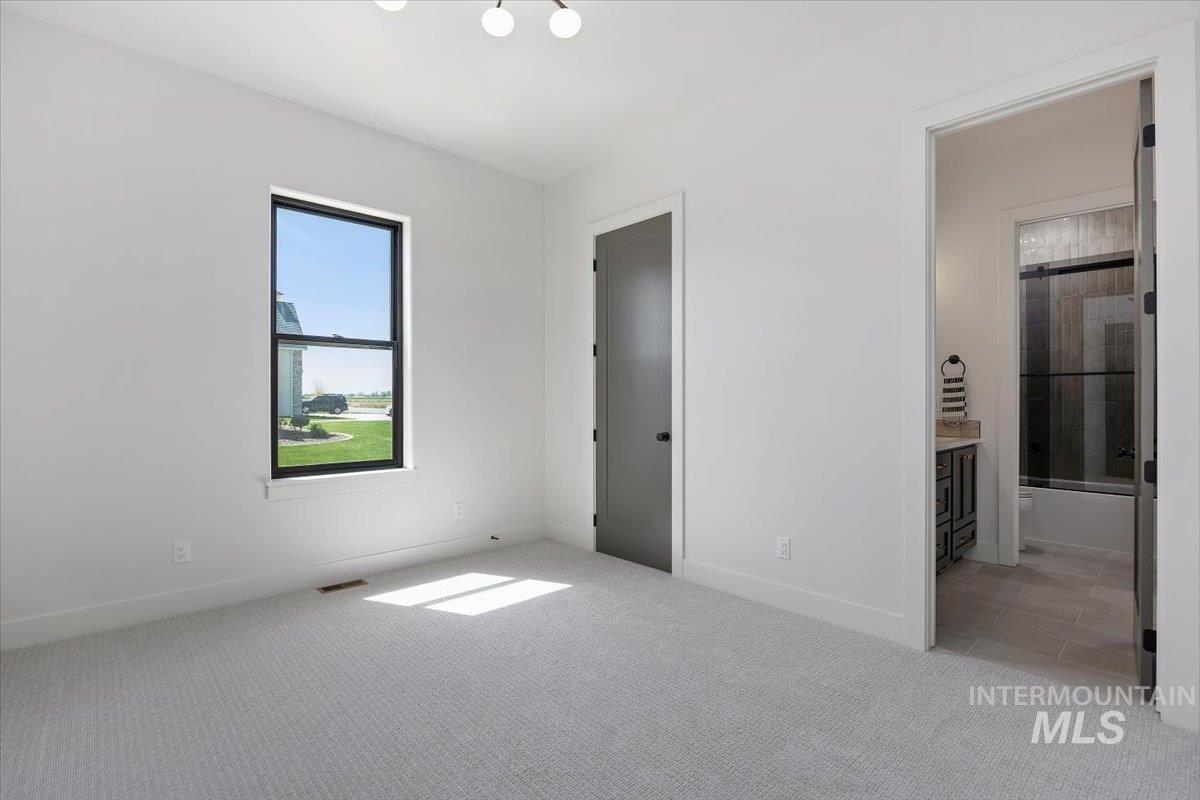 4244 N 2734 E, Twin Falls, Idaho 83301, 5 Bedrooms, 5 Bathrooms, Residential For Sale, Price $1,040,000, 98983855