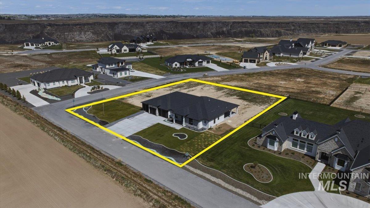 4244 N 2734 E, Twin Falls, Idaho 83301, 5 Bedrooms, 5 Bathrooms, Residential For Sale, Price $1,040,000, 98983855