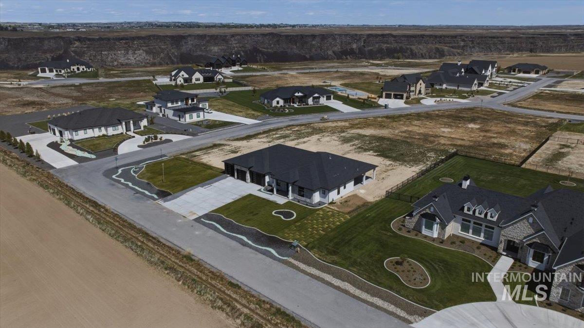 4244 N 2734 E, Twin Falls, Idaho 83301, 5 Bedrooms, 5 Bathrooms, Residential For Sale, Price $1,040,000, 98983855