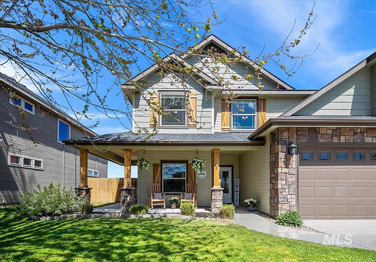 406 Triumph Drive, Middleton, Idaho 83644, 4 Bedrooms, 3.5 Bathrooms, Residential For Sale, Price $595,500,MLS 98983856