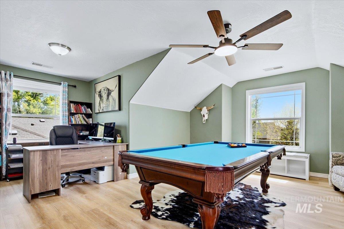 406 Triumph Drive, Middleton, Idaho 83644, 4 Bedrooms, 3.5 Bathrooms, Residential For Sale, Price $595,500,MLS 98983856