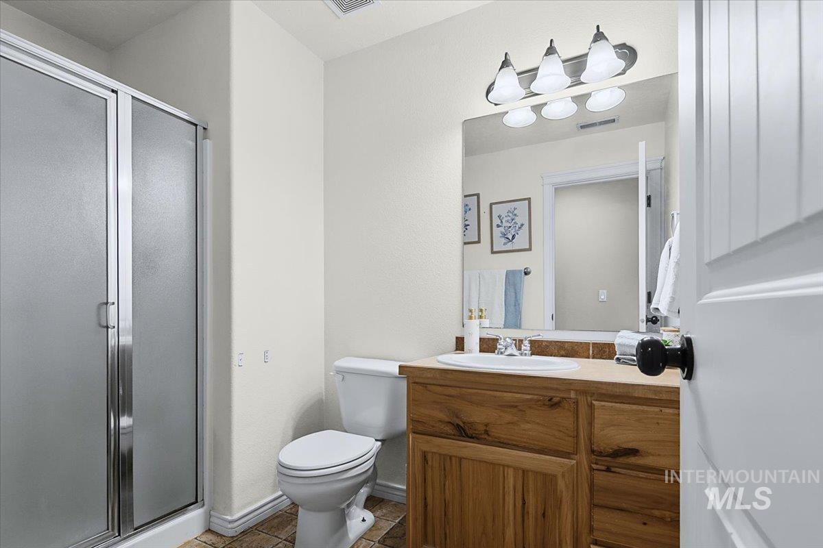 406 Triumph Drive, Middleton, Idaho 83644, 4 Bedrooms, 3.5 Bathrooms, Residential For Sale, Price $595,500,MLS 98983856