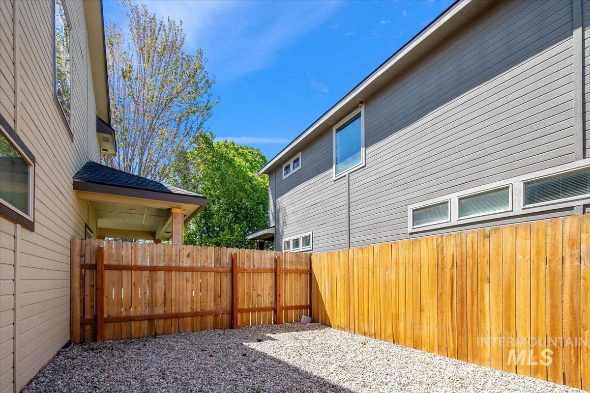 406 Triumph Drive, Middleton, Idaho 83644, 4 Bedrooms, 3.5 Bathrooms, Residential For Sale, Price $595,500,MLS 98983856