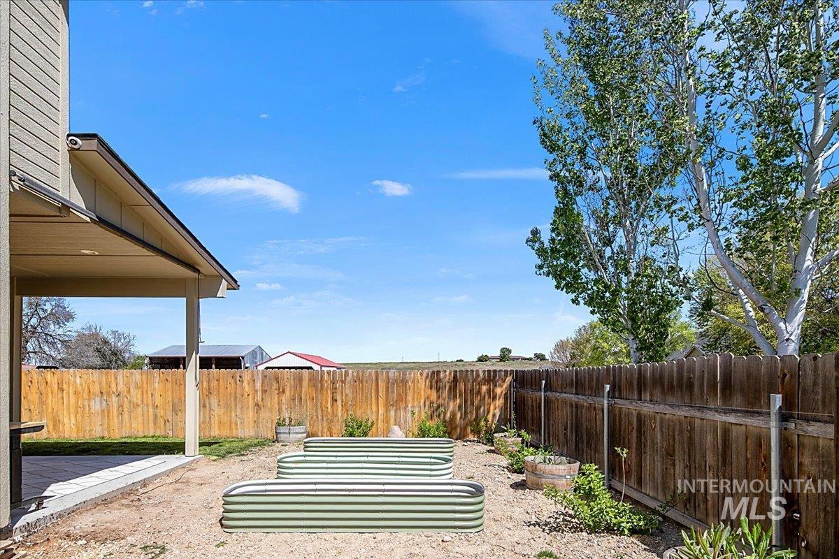 406 Triumph Drive, Middleton, Idaho 83644, 4 Bedrooms, 3.5 Bathrooms, Residential For Sale, Price $595,500,MLS 98983856