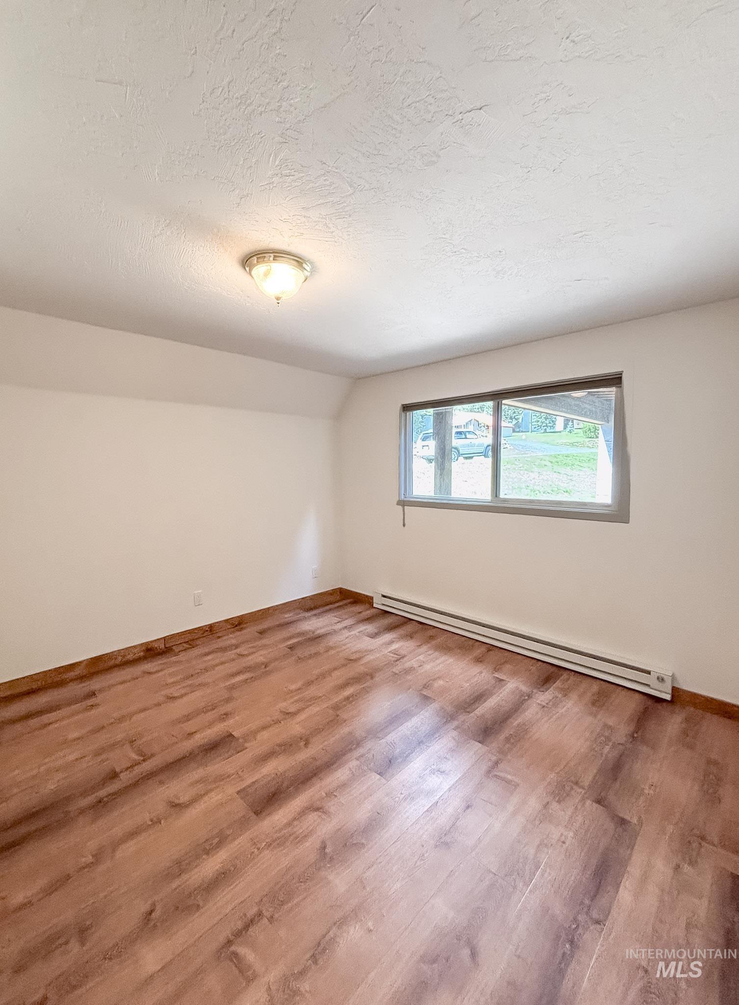 302 Rossiter Court, Pierce, Idaho 83546, 2 Bedrooms, 1 Bathroom, Residential For Sale, Price $270,000, 98983858