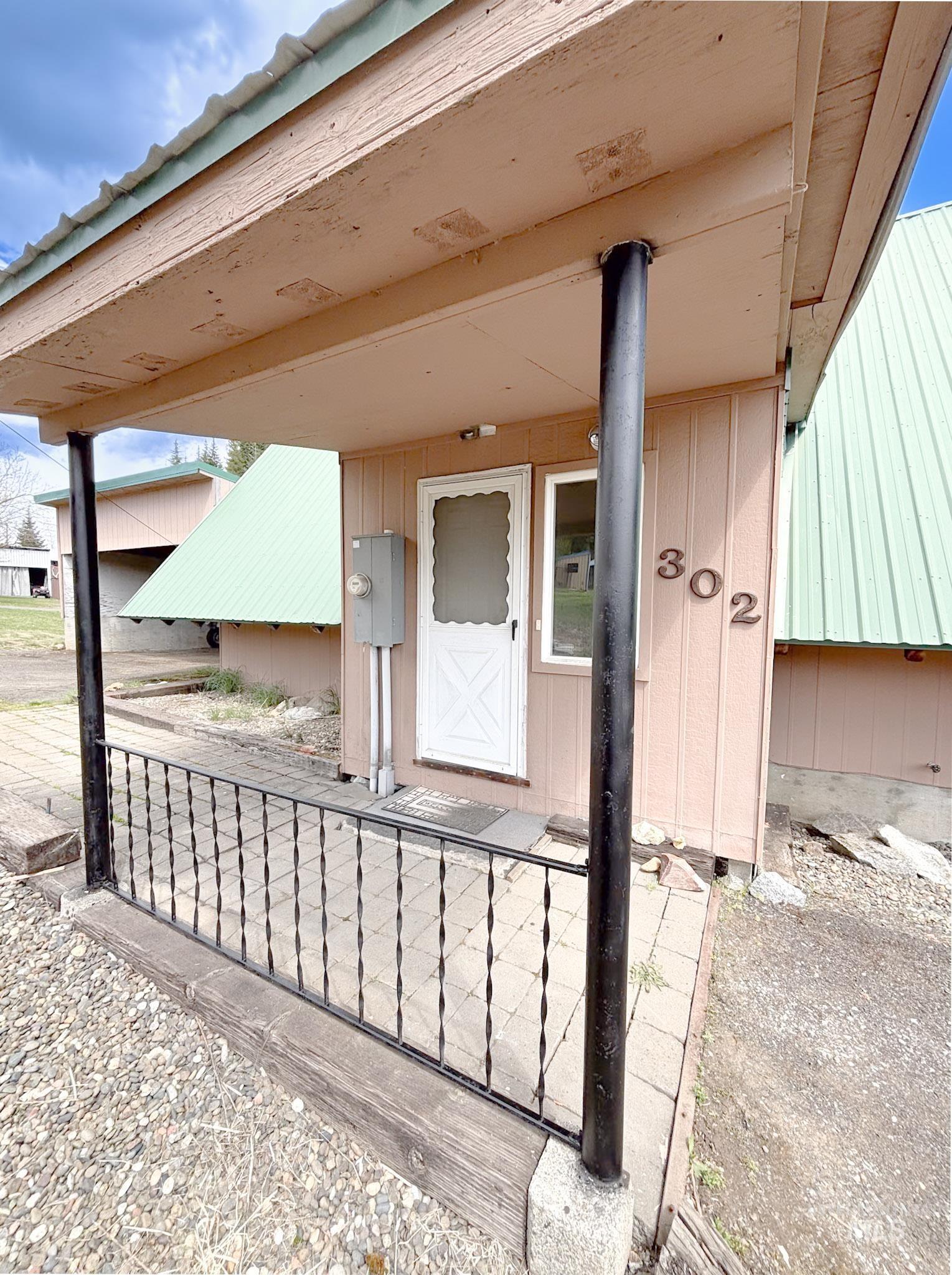 302 Rossiter Court, Pierce, Idaho 83546, 2 Bedrooms, 1 Bathroom, Residential For Sale, Price $270,000, 98983858