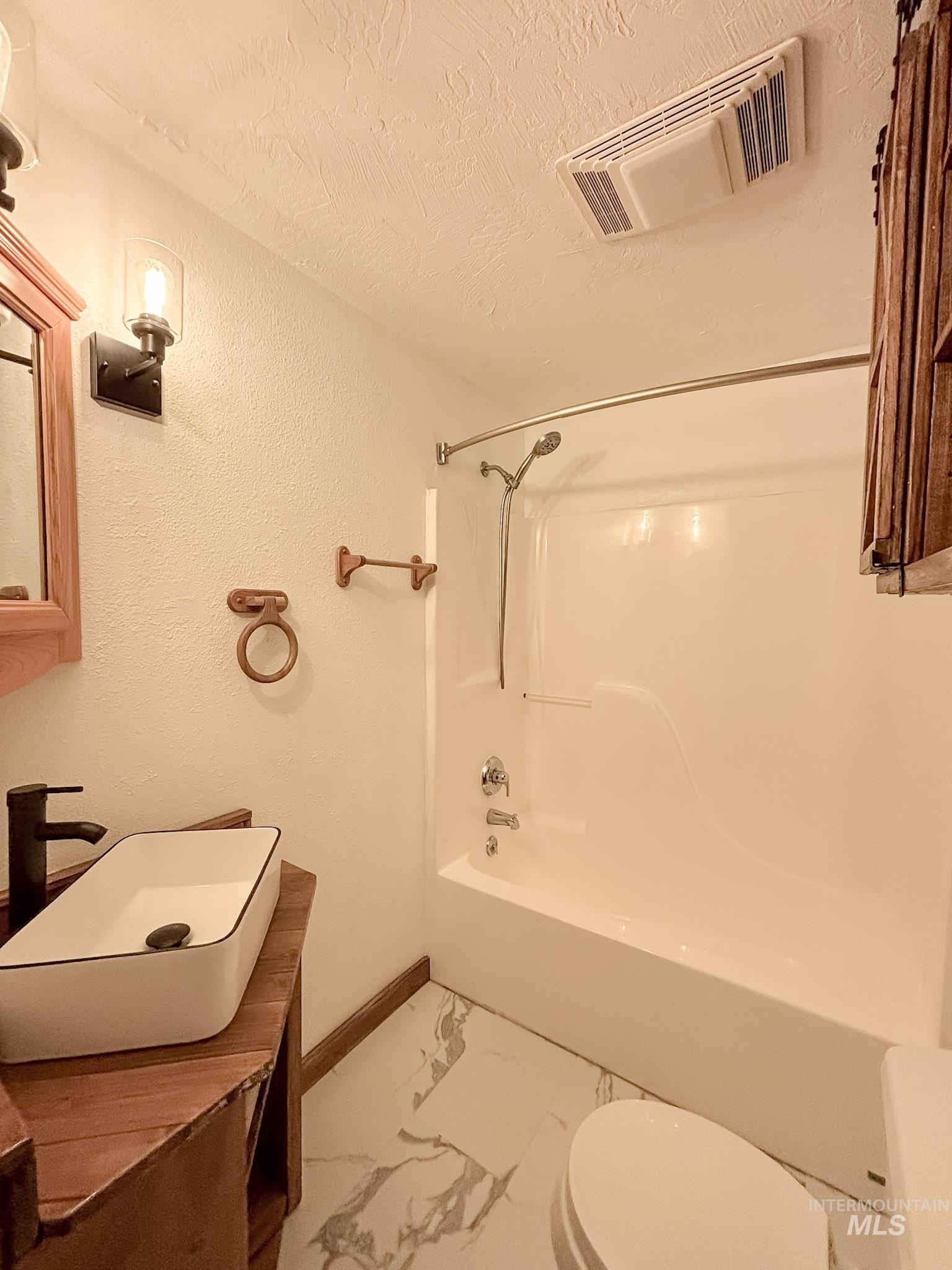 302 Rossiter Court, Pierce, Idaho 83546, 2 Bedrooms, 1 Bathroom, Residential For Sale, Price $270,000, 98983858