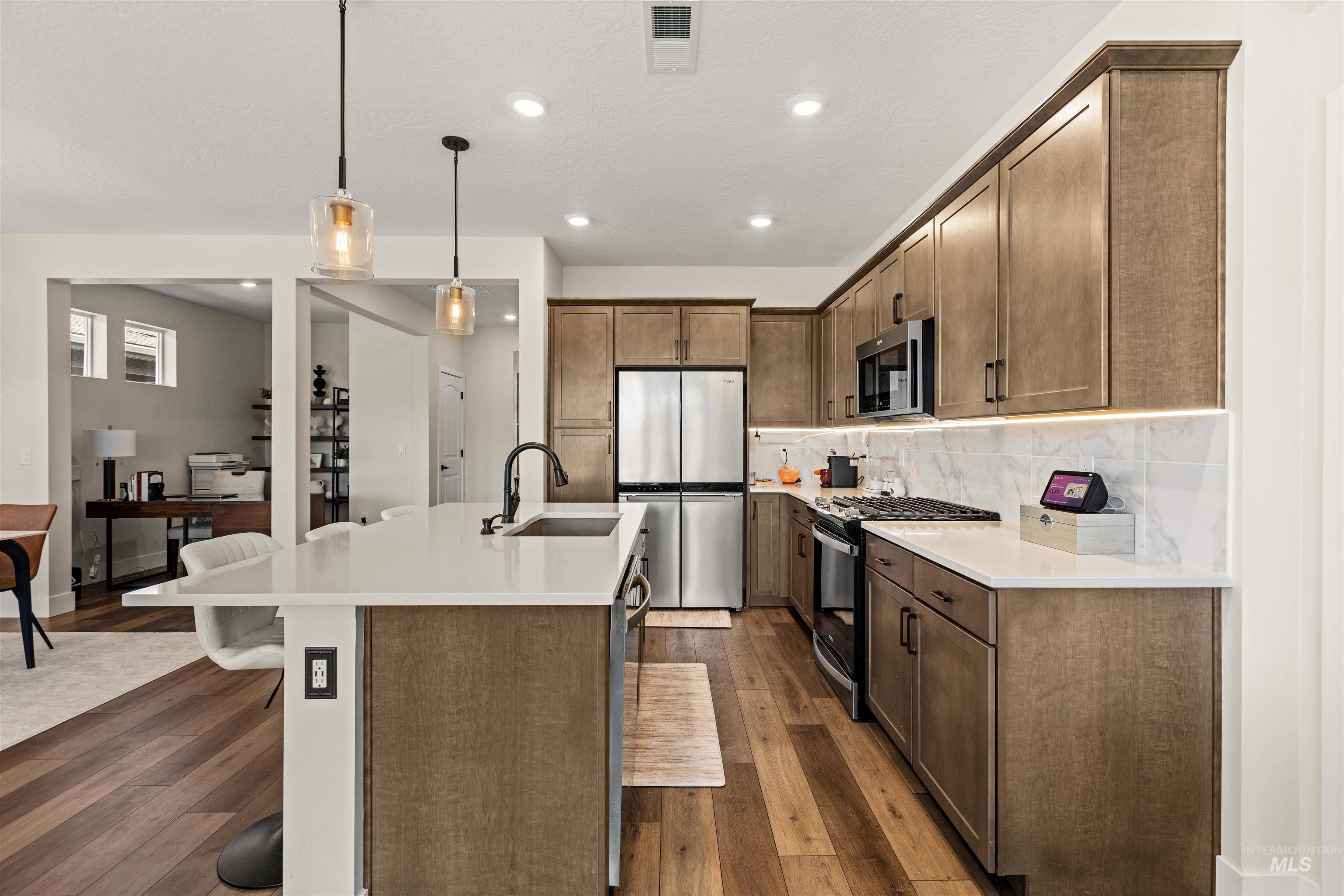 12059 S Integrity Ln, Kuna, Idaho 83634, 2 Bedrooms, 2 Bathrooms, Residential For Sale, Price $456,000, 98983859