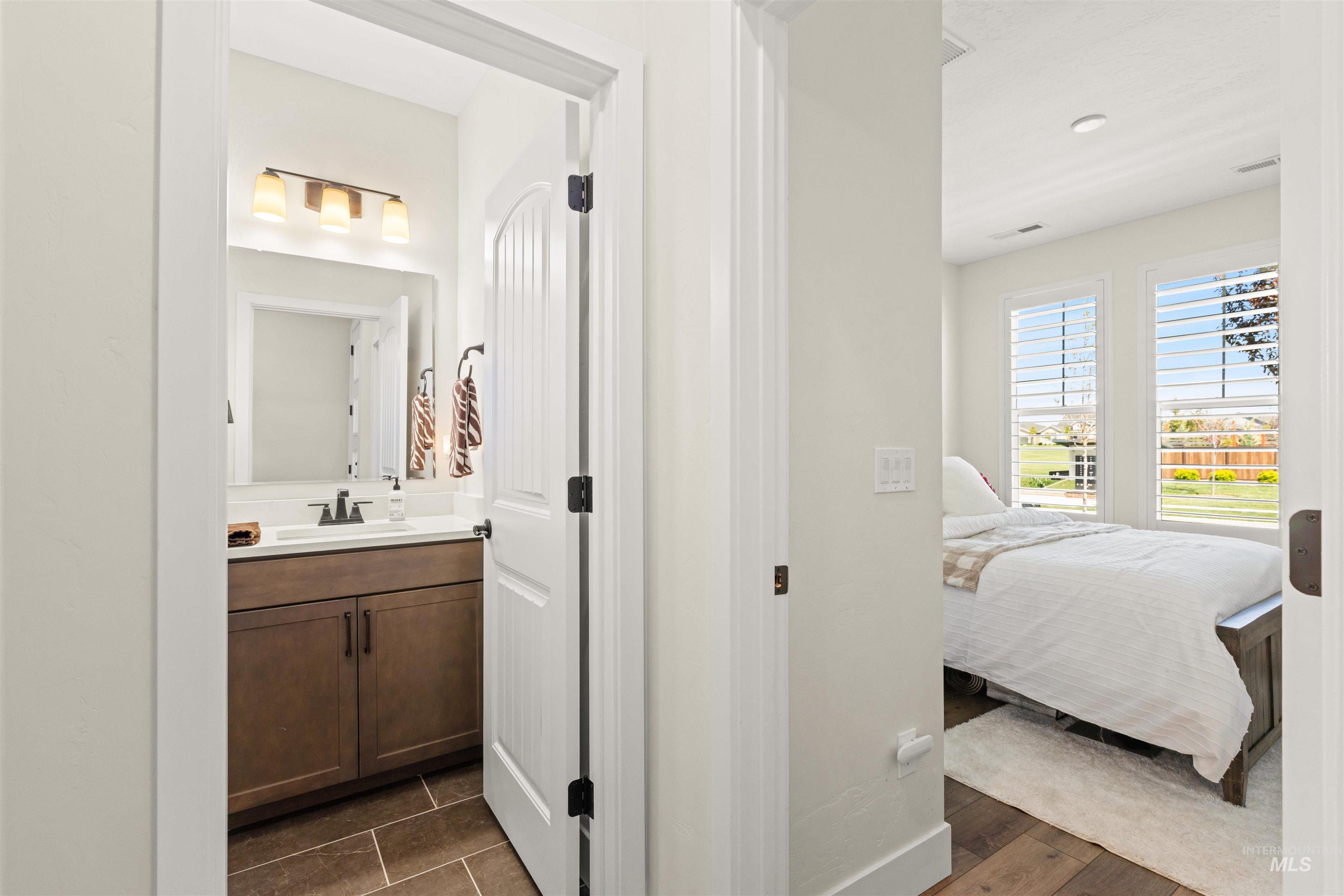 12059 S Integrity Ln, Kuna, Idaho 83634, 2 Bedrooms, 2 Bathrooms, Residential For Sale, Price $456,000, 98983859